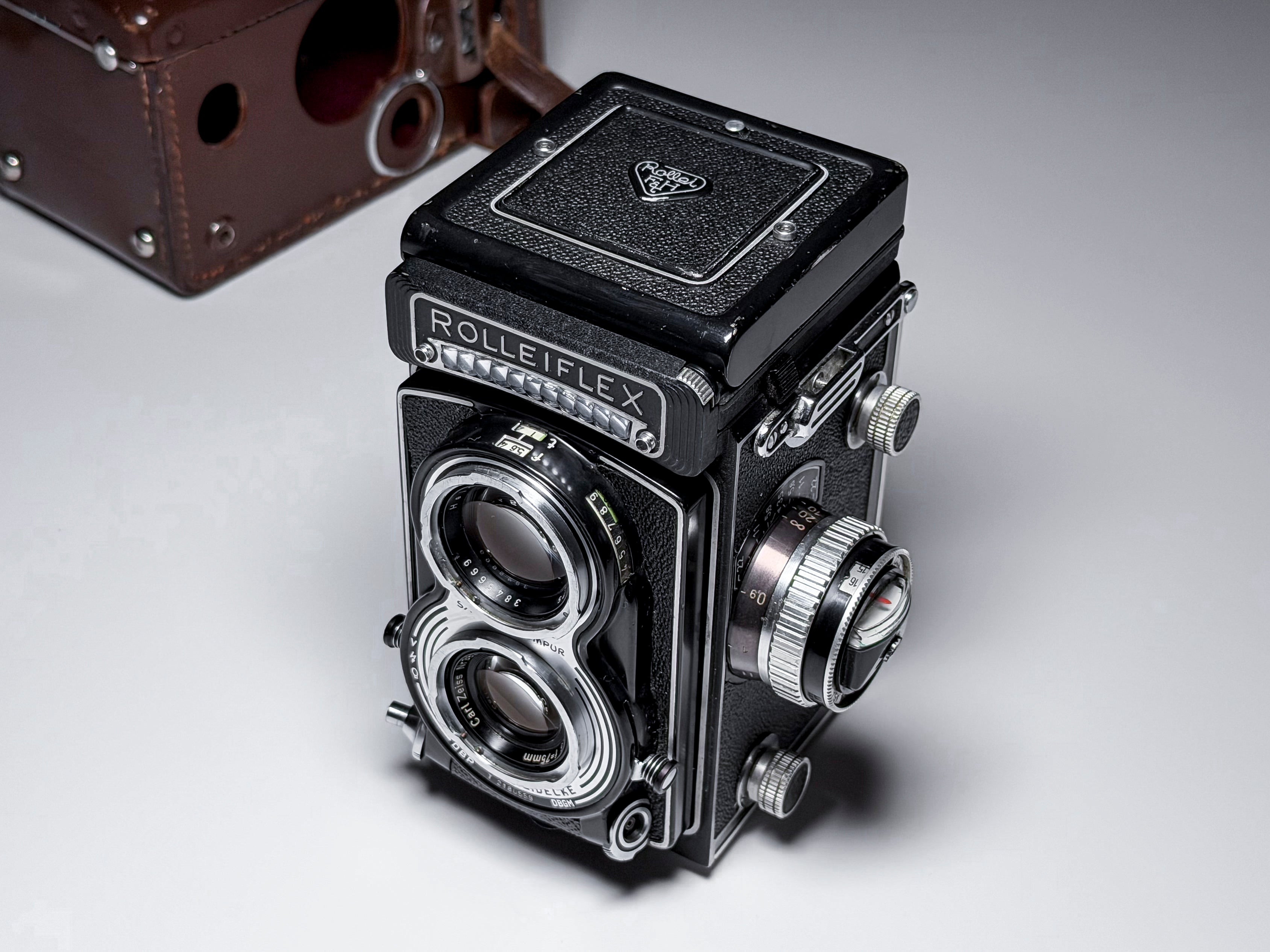 Rolleiflex T 3.5 Tessar Medium Format 120 Film Camera - Film Tested, Excellent