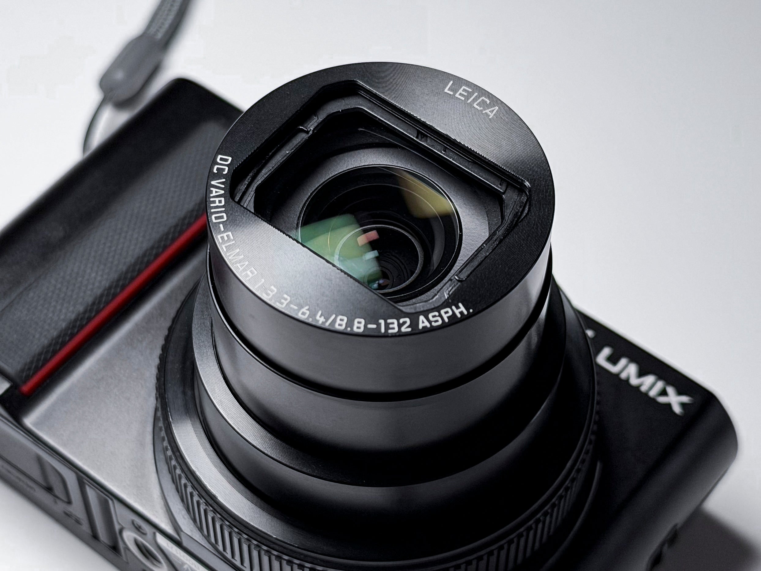 Panasonic Lumix TZ200 ZS200 15x Leica Lens - Excellent, Touch defect