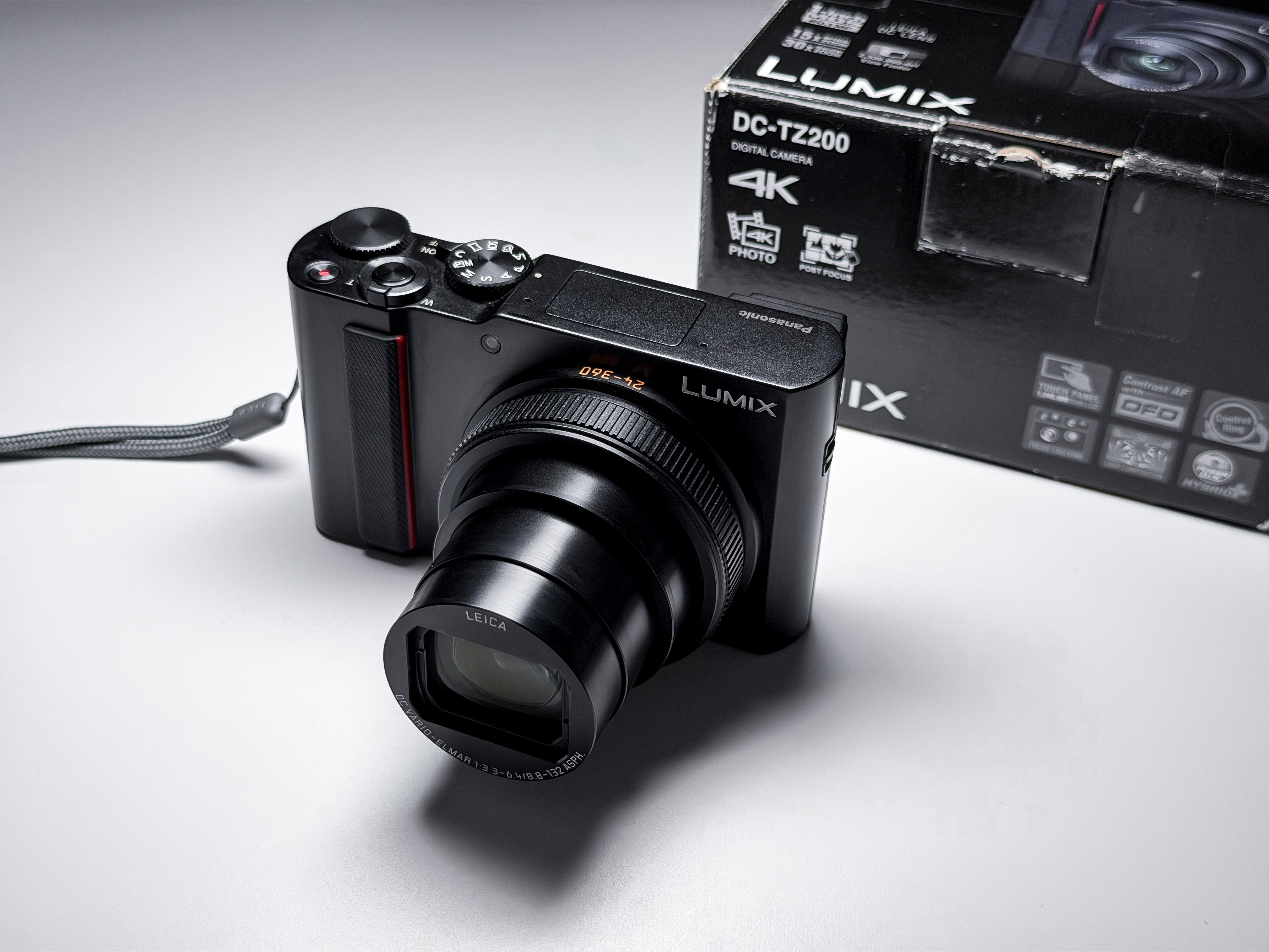 Panasonic Lumix TZ200 ZS200 15x Leica Lens - Excellent, Touch defect