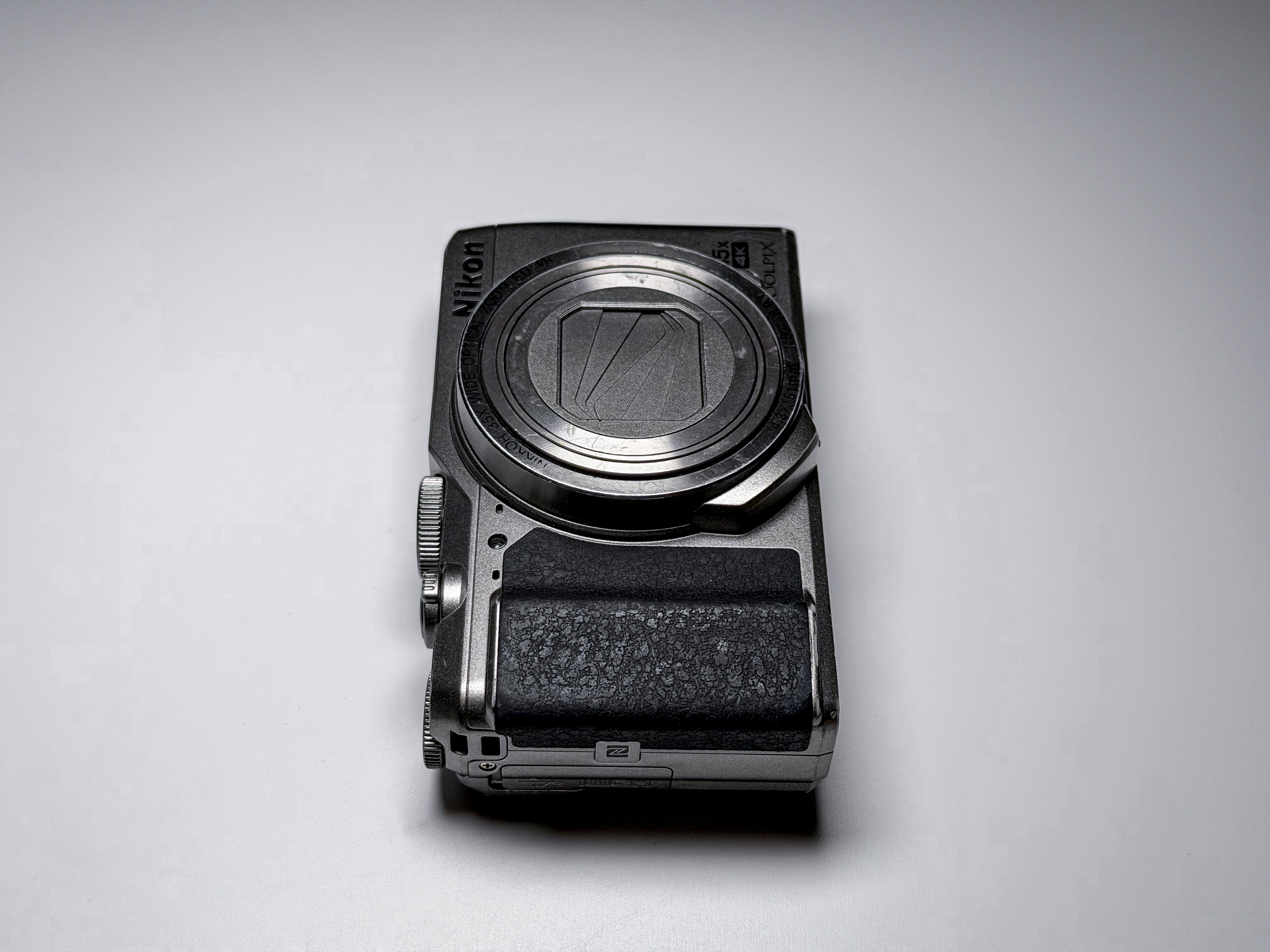 Nikon Coolpix A900 4K 35x Zoom Compact Camera, 1 Year Warranty Perfectly Working