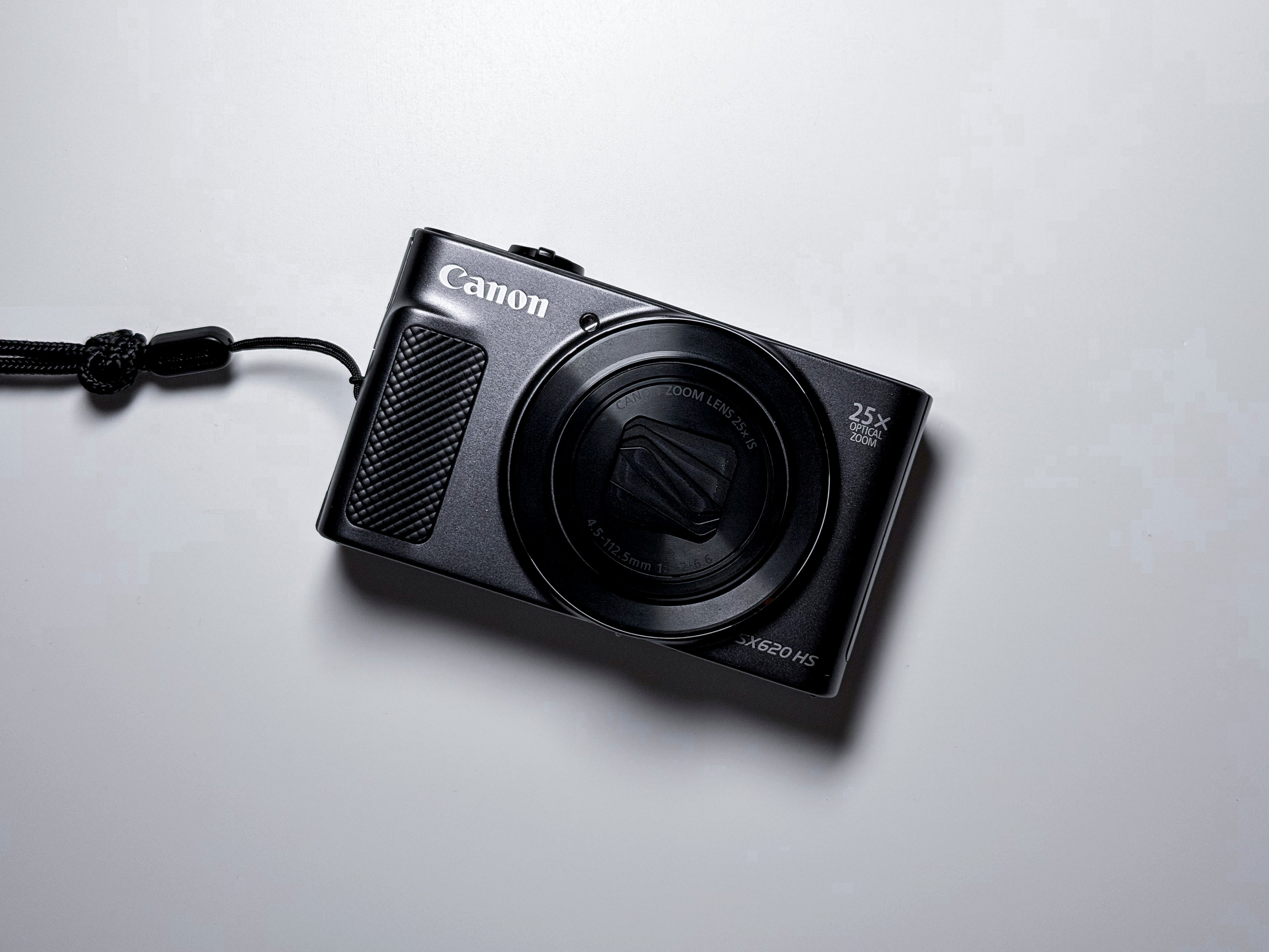 Canon SX620 HS 25x Zoom Compact Camera - 1 Year Warranty, Near Mint