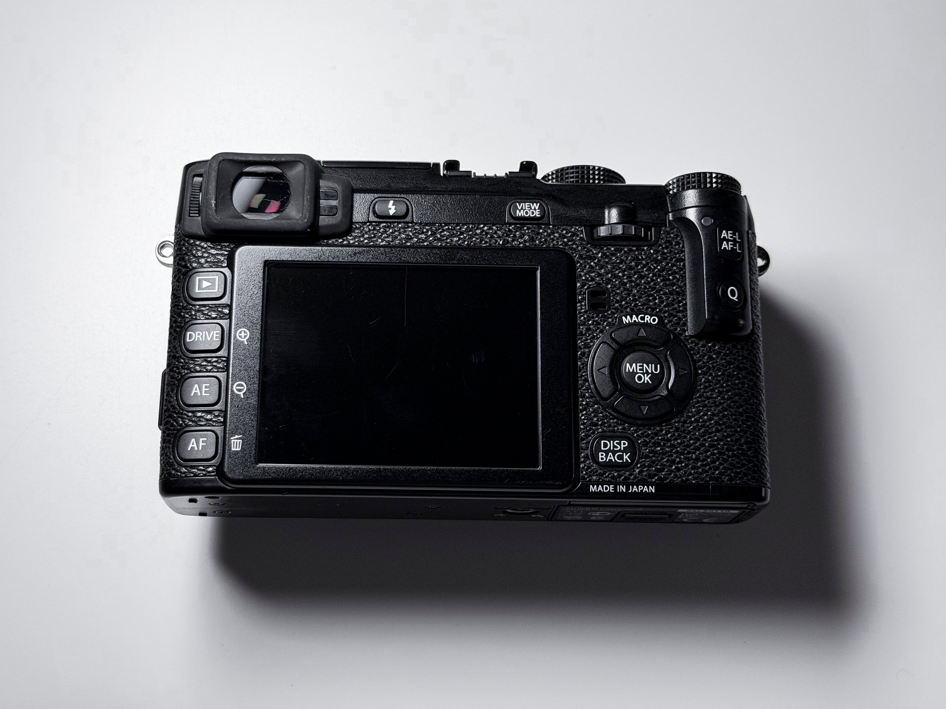 Fujifilm X-E1 Mirrorless Body X-Trans EVF XE1 - 1 Year Warranty, Excellent Fuji