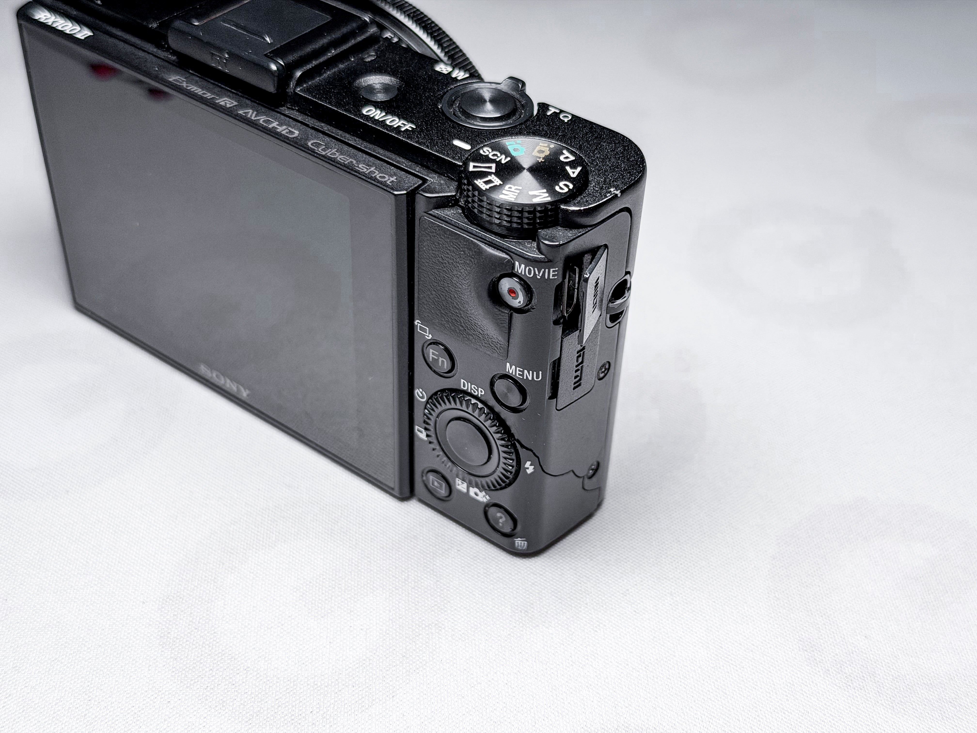 Sony RX100 IV 4 Cyber-Shot - 1 Year Warranty, Perfectly Working RX 100 Mark 4