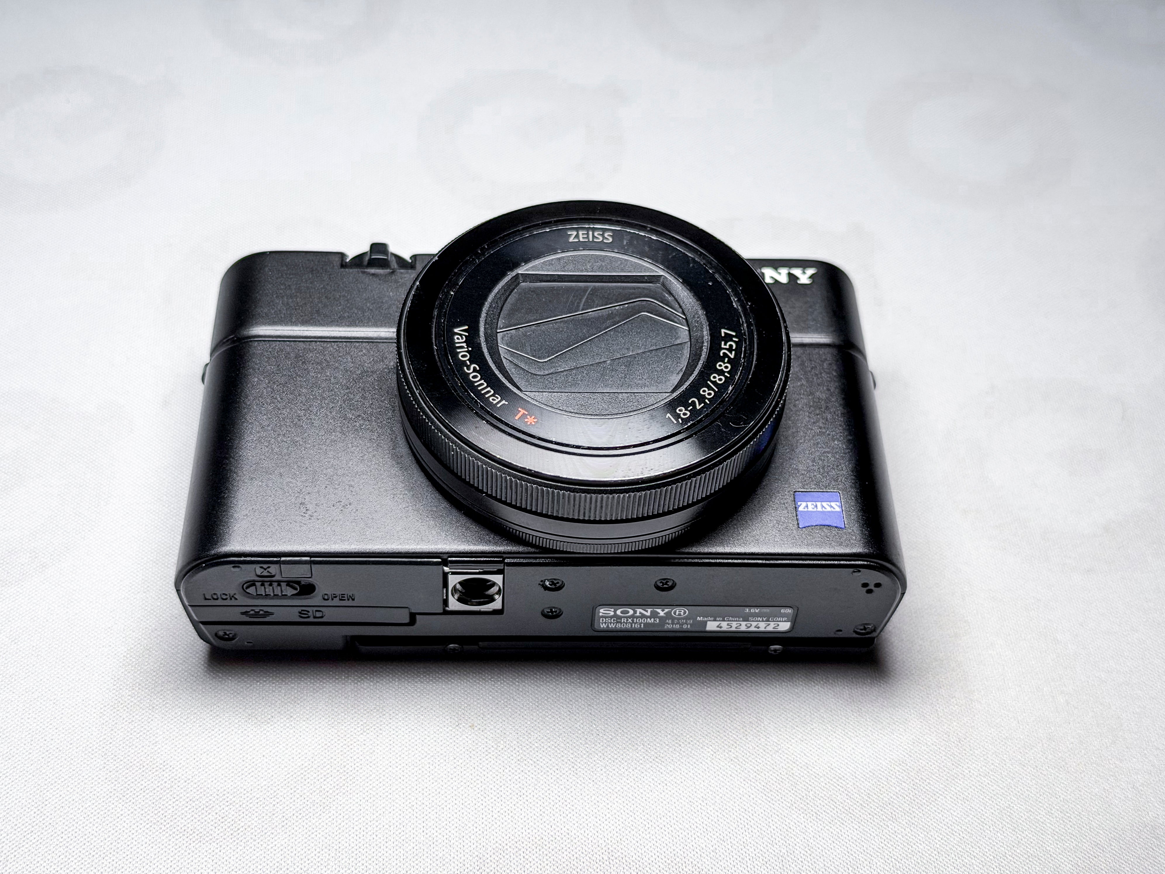 Sony RX100 III Mark 3 Cyber-shot 20,1 Mpx - Read Desc! 1 Year Warranty RX 100 M3