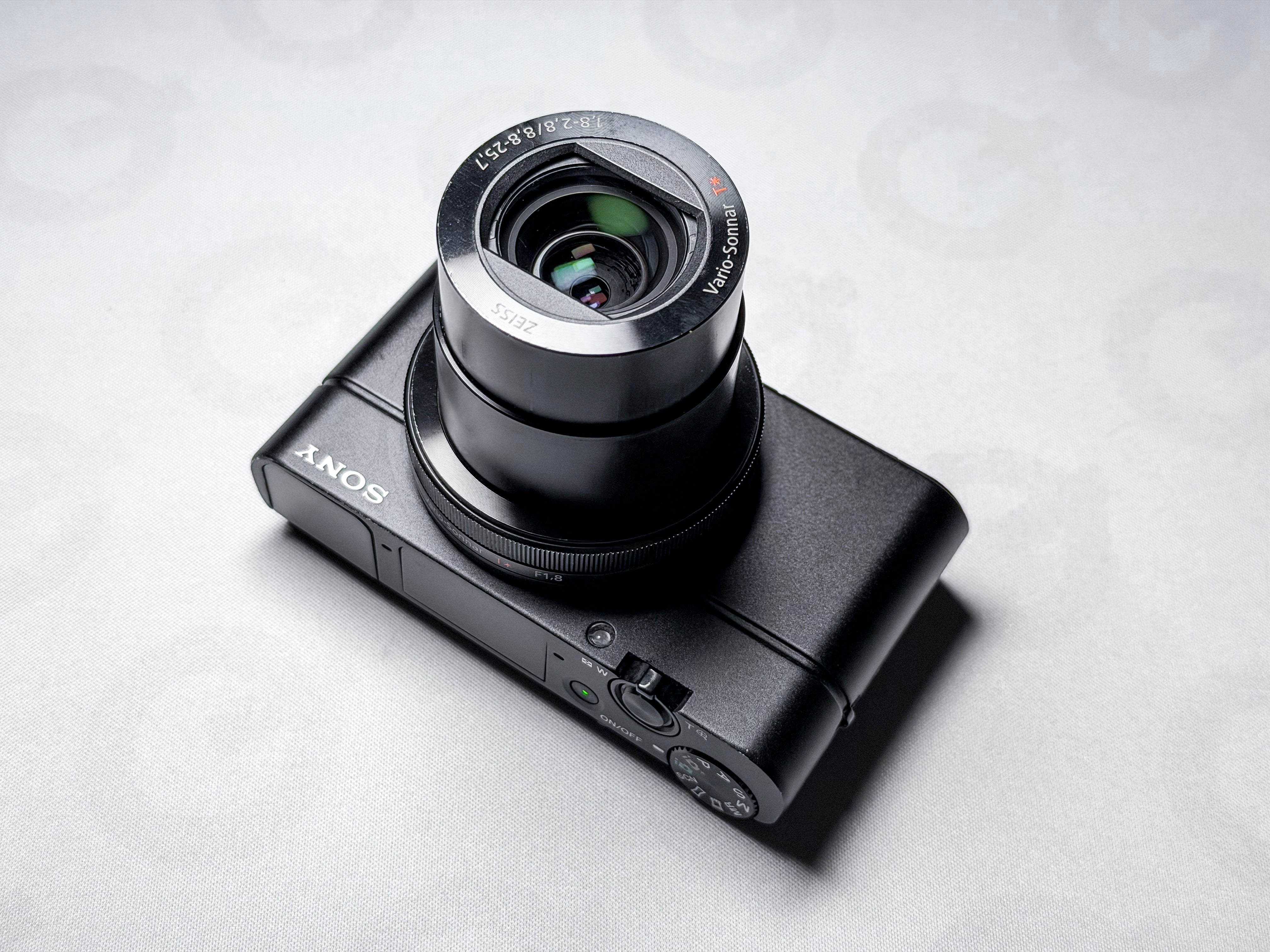 Sony RX100 III Mark 3 Cyber-shot 20,1 Mpx - Read Desc! 1 Year Warranty RX 100 M3