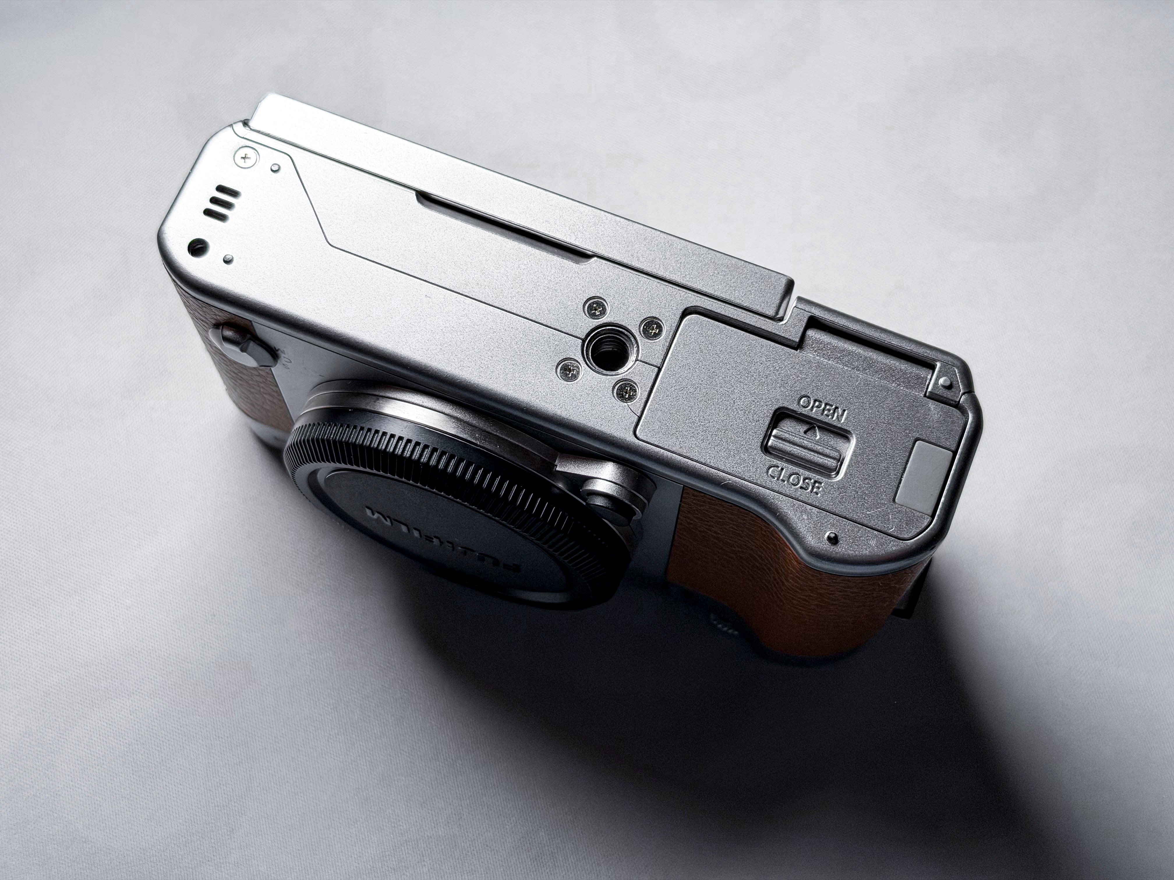 Fujifilm X-A3 APS-C Mirrorless Body - 1 Year Warranty, Perfectly Working, Fuji XA3