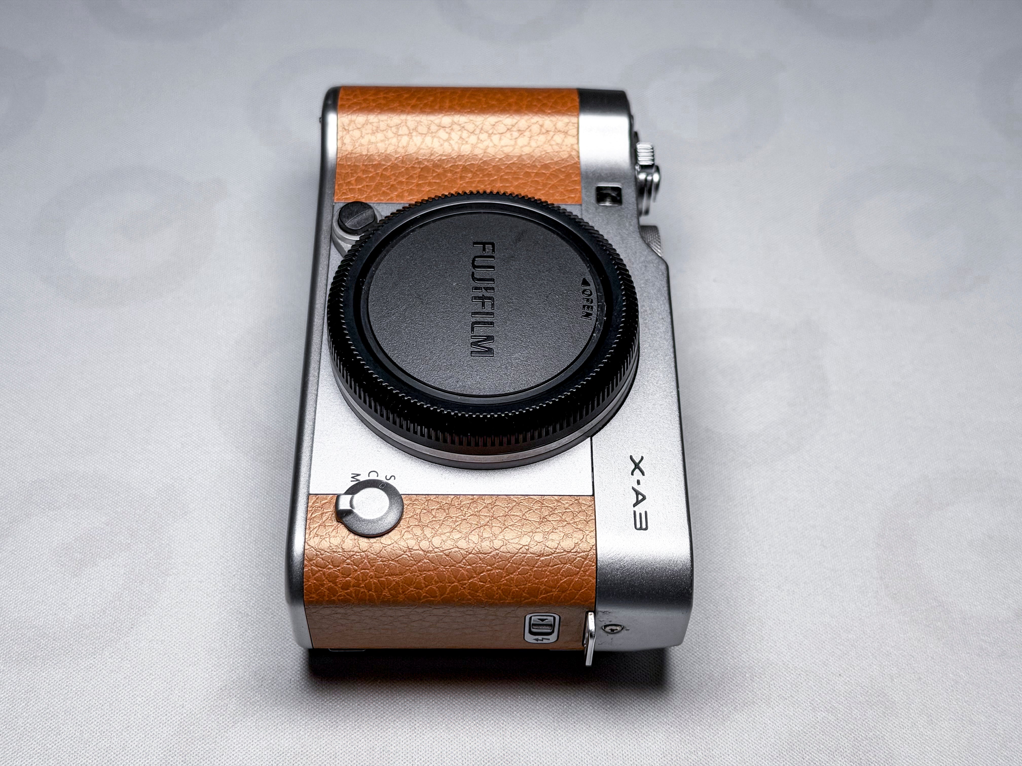 Fujifilm X-A3 APS-C Mirrorless Body - 1 Year Warranty, Perfectly Working, Fuji XA3