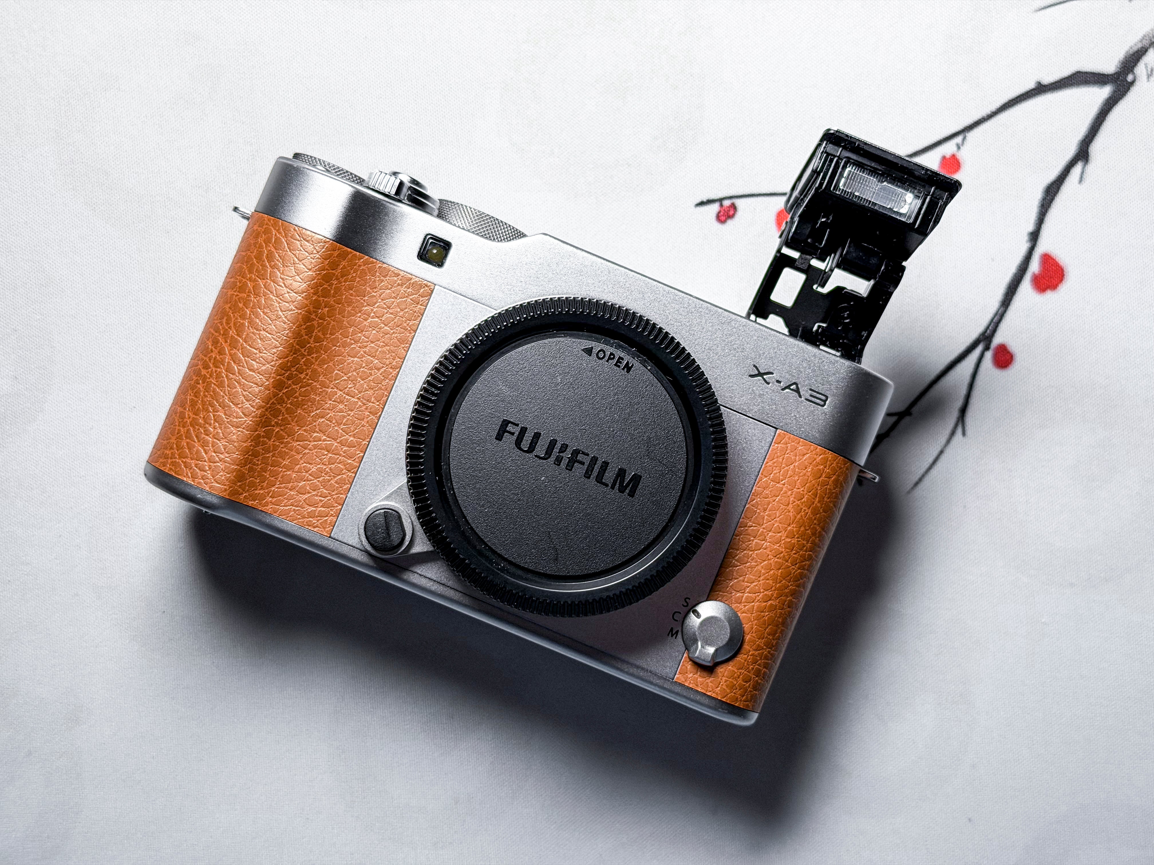Fujifilm X-A3 APS-C Mirrorless Body - 1 Year Warranty, Perfectly Working, Fuji XA3