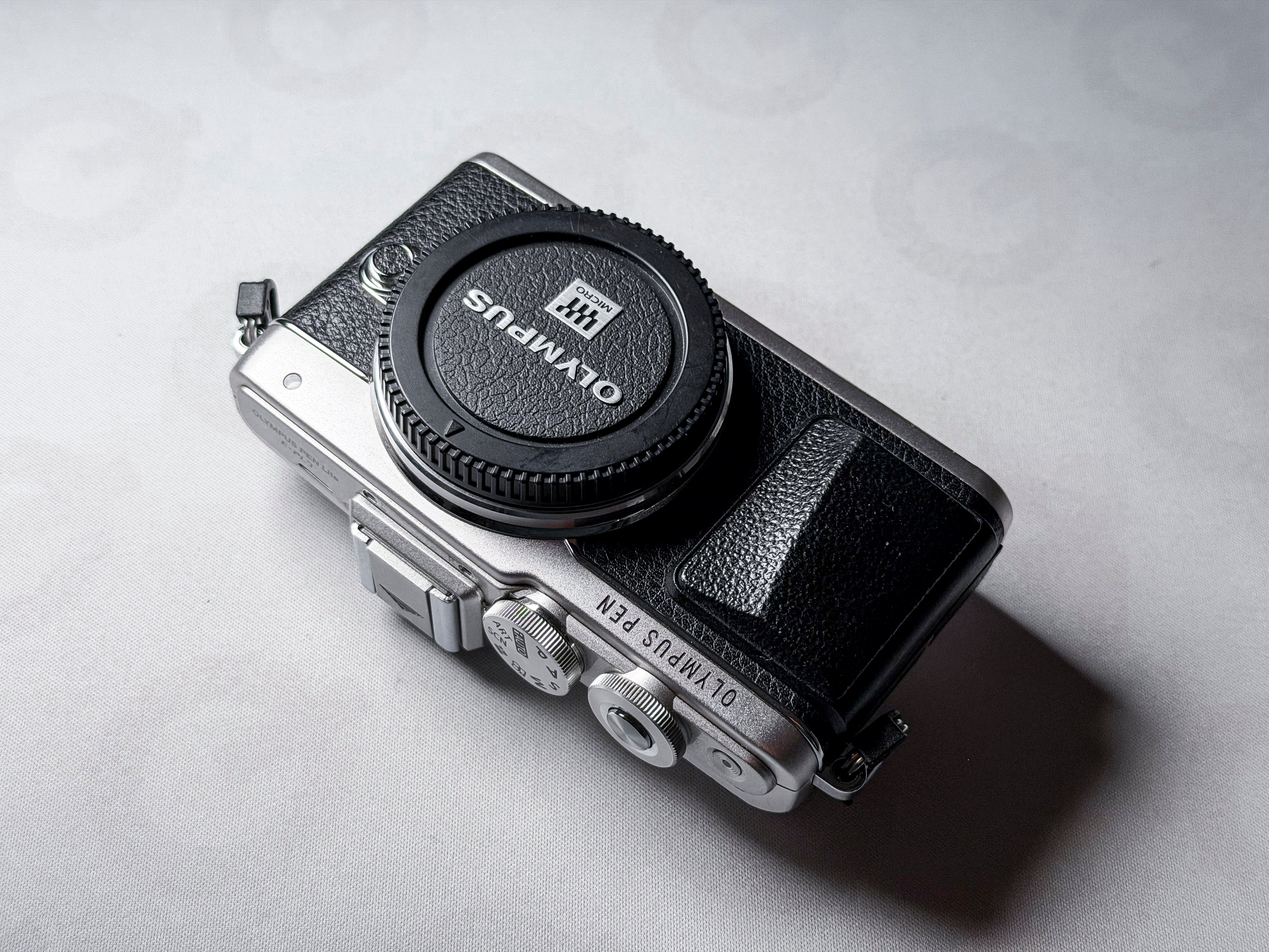 Olympus Pen E-PL7 Mirrorless M43 MFT Camera - 1 Year Warranty, Excellent EPL7