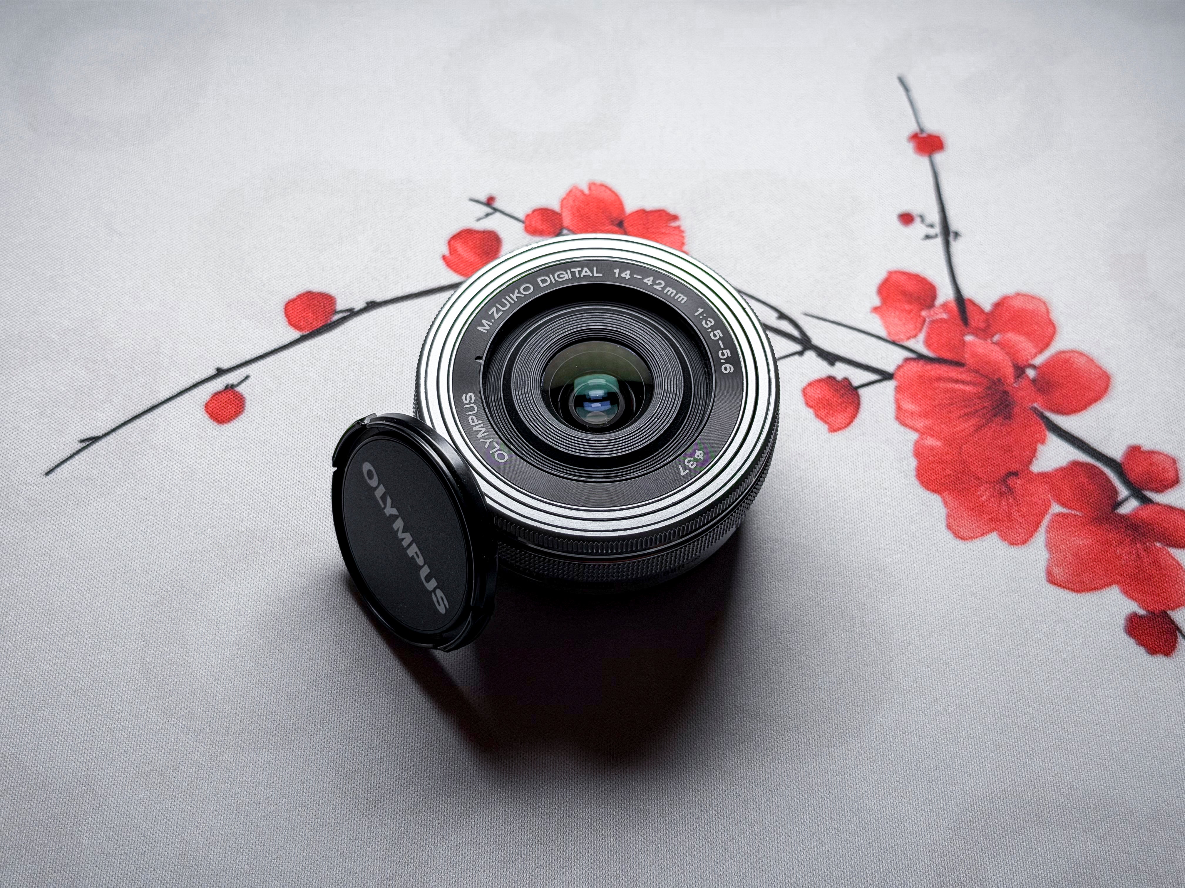 Olympus Pen E-PL7 + Zuiko 14-42 M43 MFT Camera - 1 Year Warranty, Excellent EPL7