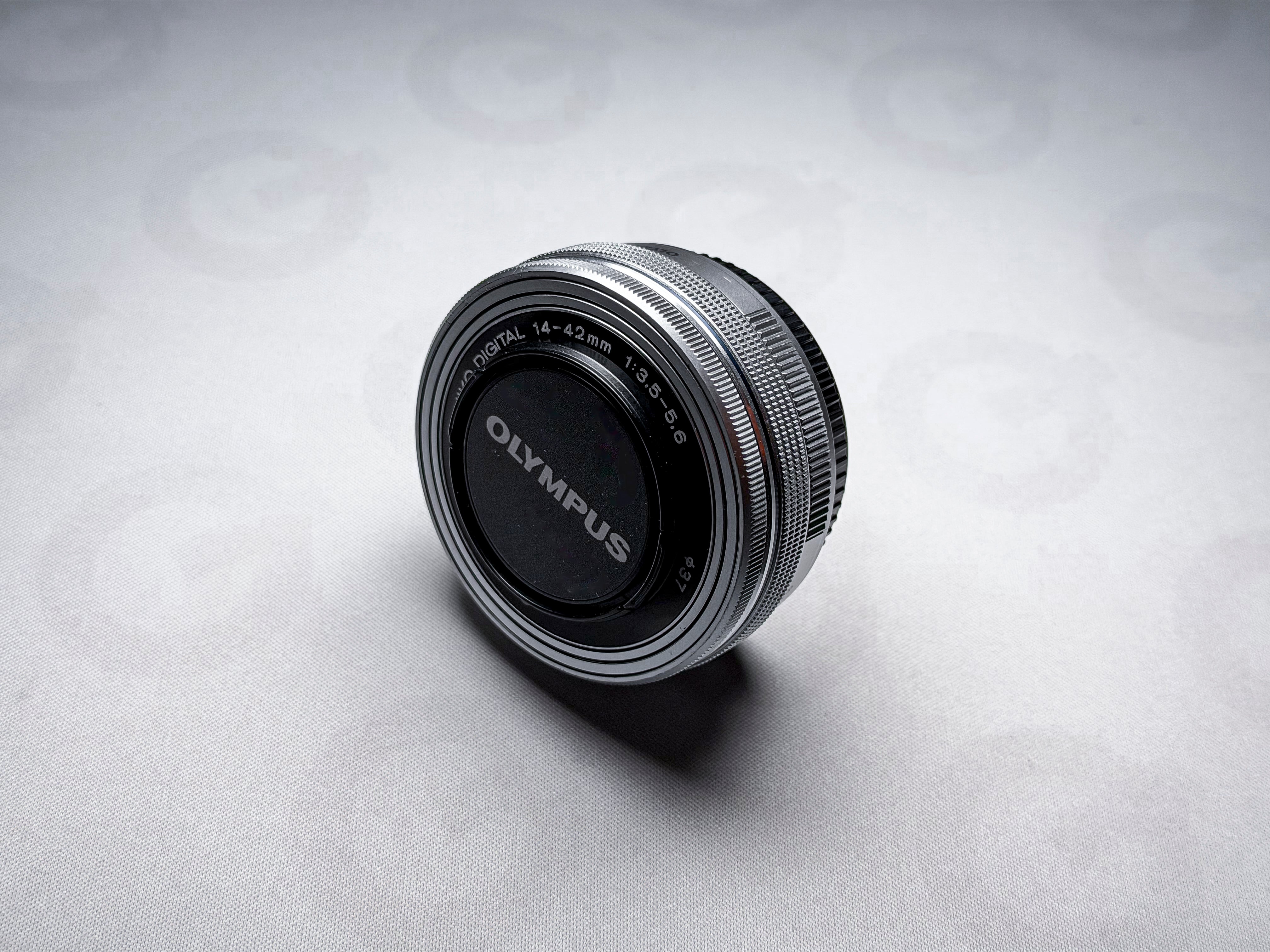 Olympus Pen E-PL7 + Zuiko 14-42 M43 MFT Camera - 1 Year Warranty, Excellent EPL7