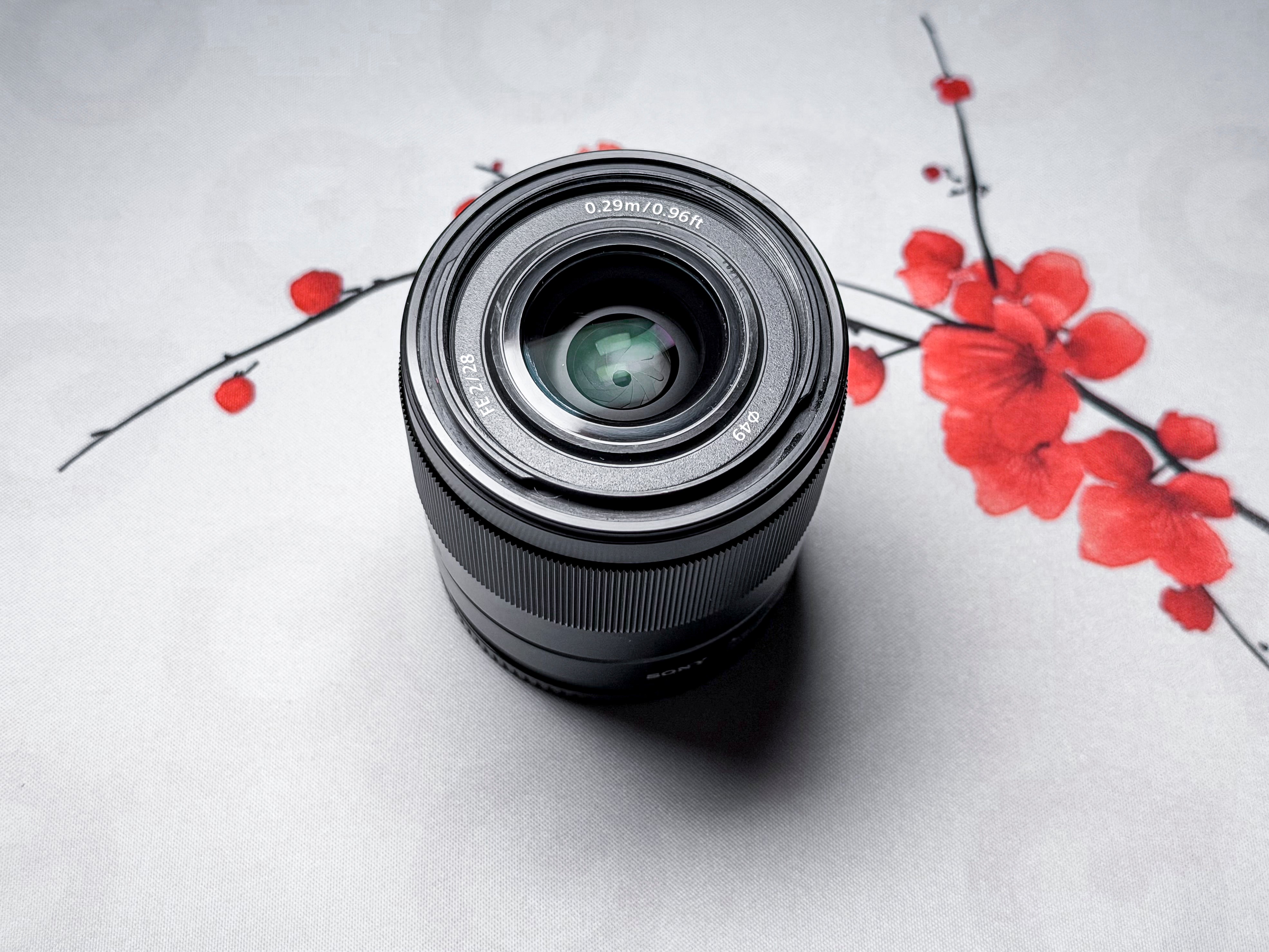 Sony 28mm f/2.0 FE Lens - 1 Year Warranty, Excellent