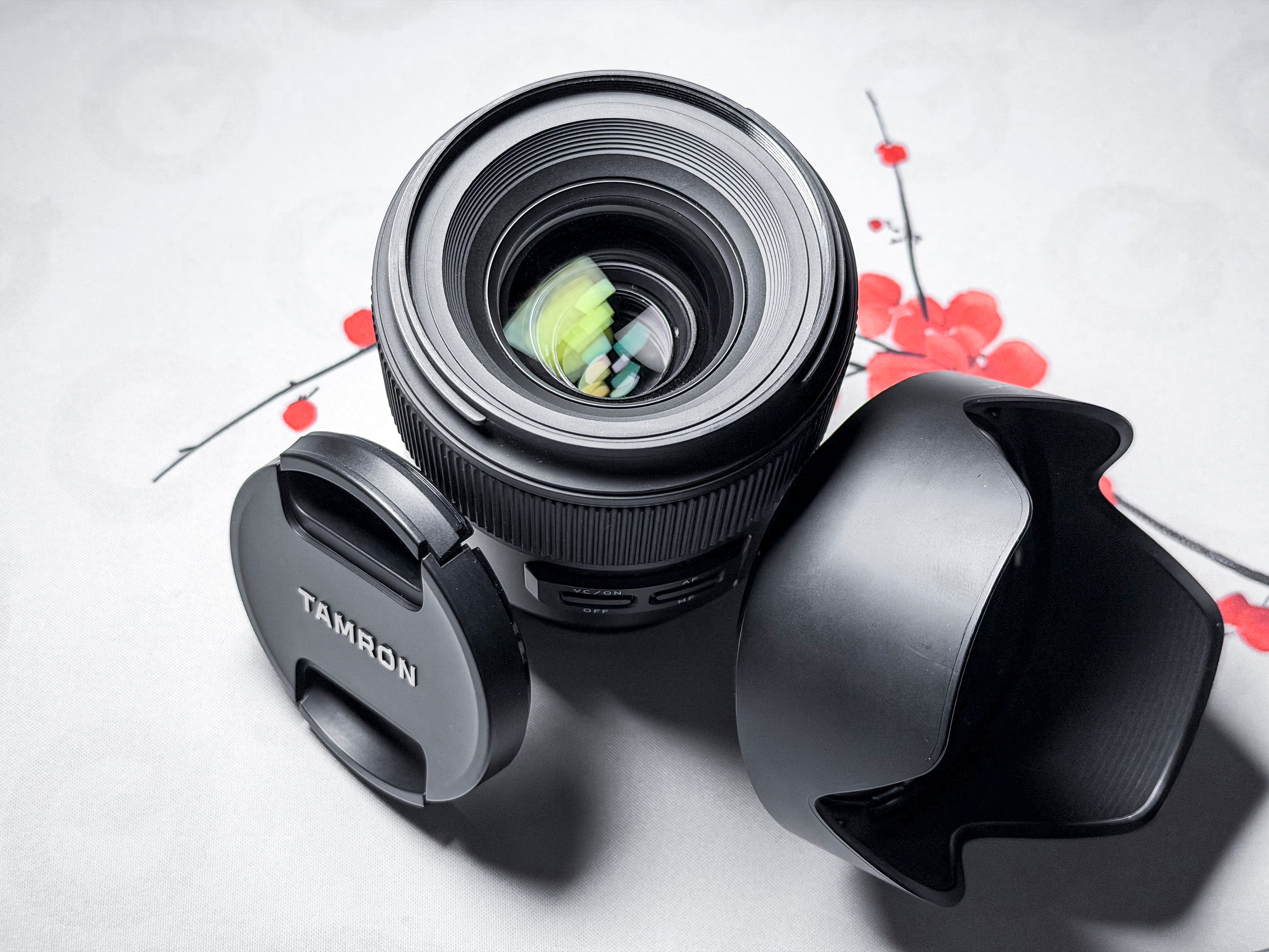 Tamron SP 35mm f1/.8 Lens for Canon EF EOS - Excellent, 1 Year Warranty