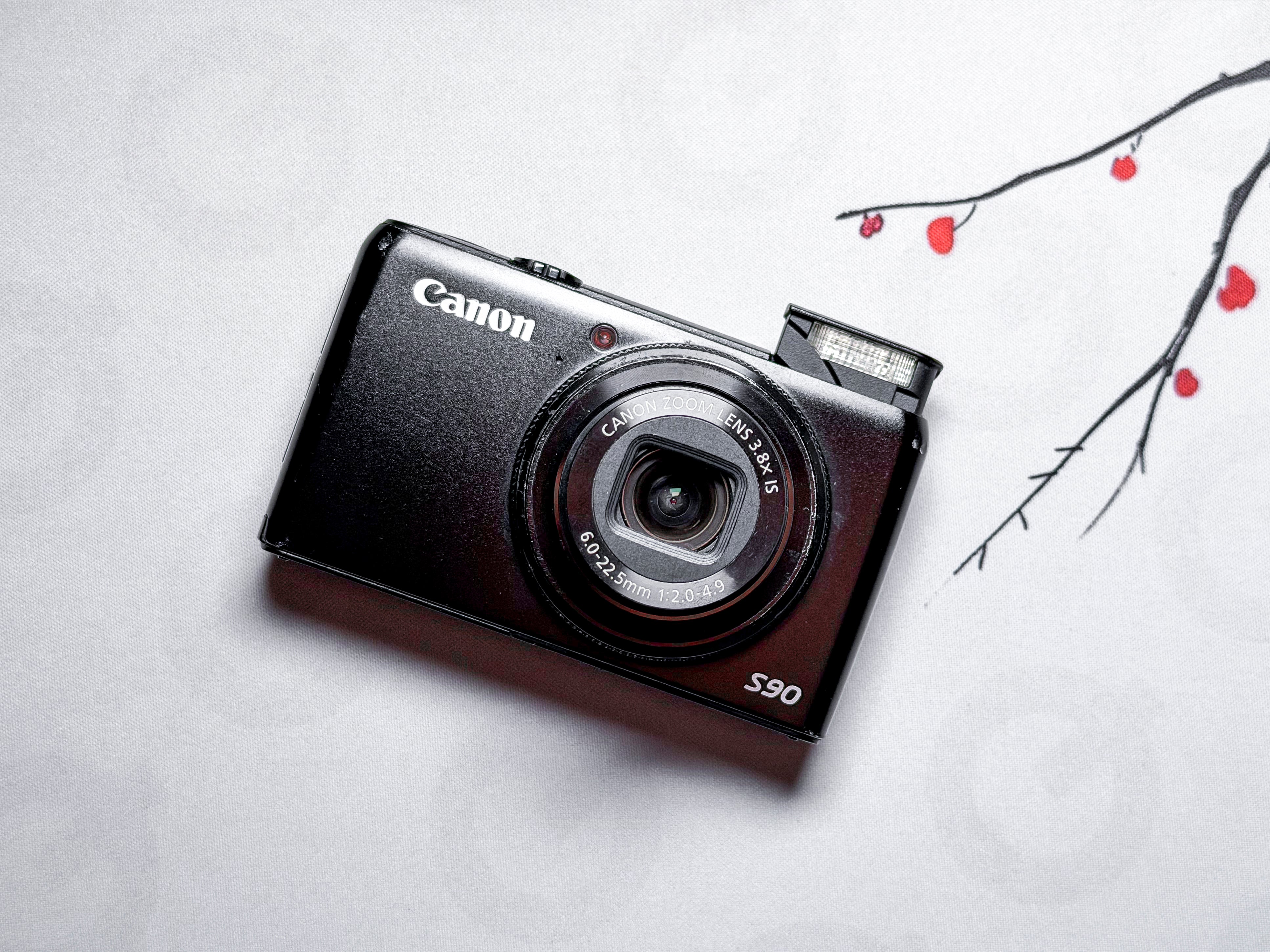 Canon S90 CCD Compact Camera - 1 Year Warranty, Perfectly Working