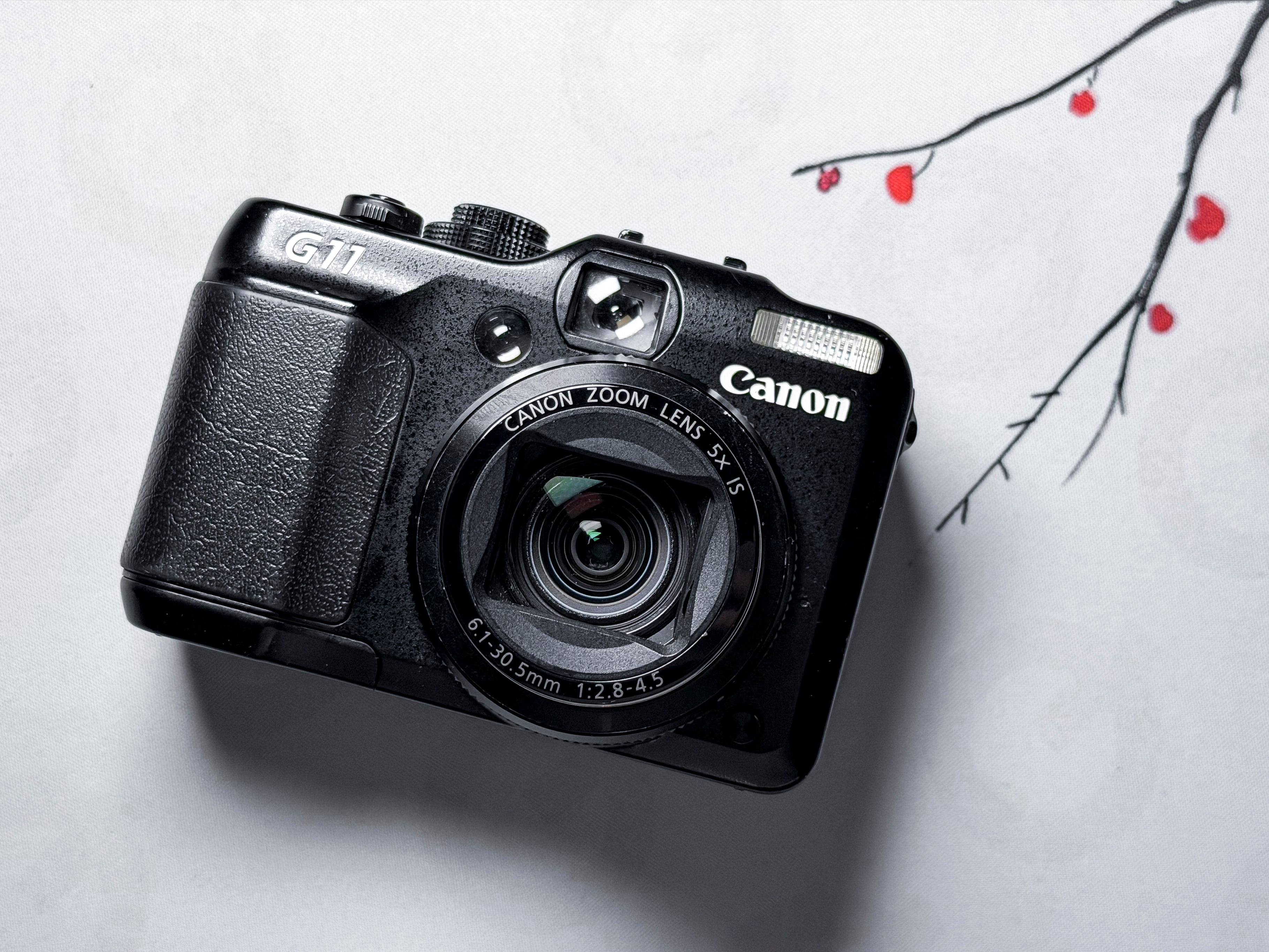 Canon Powershot G11 CCD Sensor 5X Zoom - 1 Year Warranty, Excellent