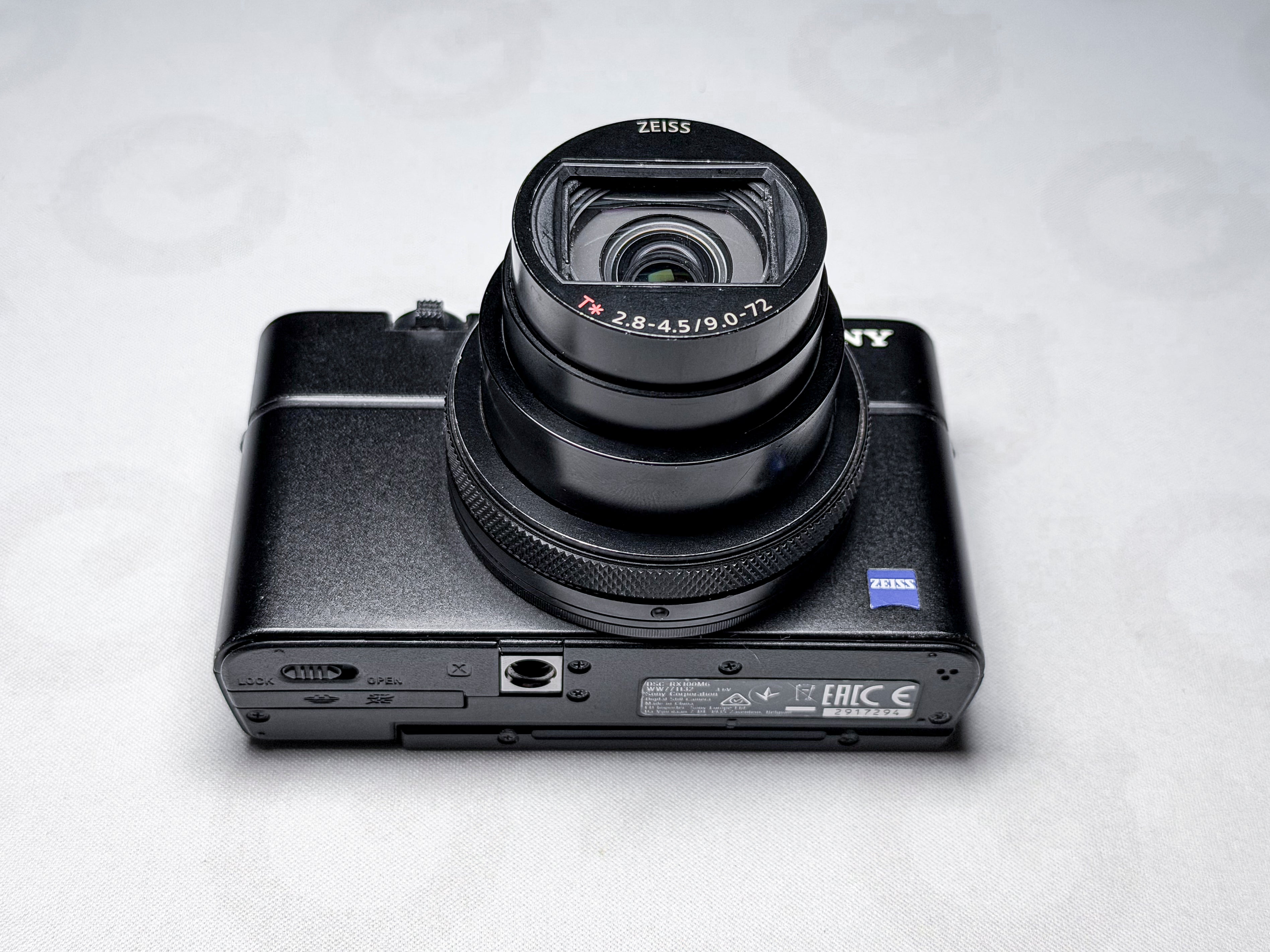 Sony RX100 VI Cyber-shot - Working, Flash Error