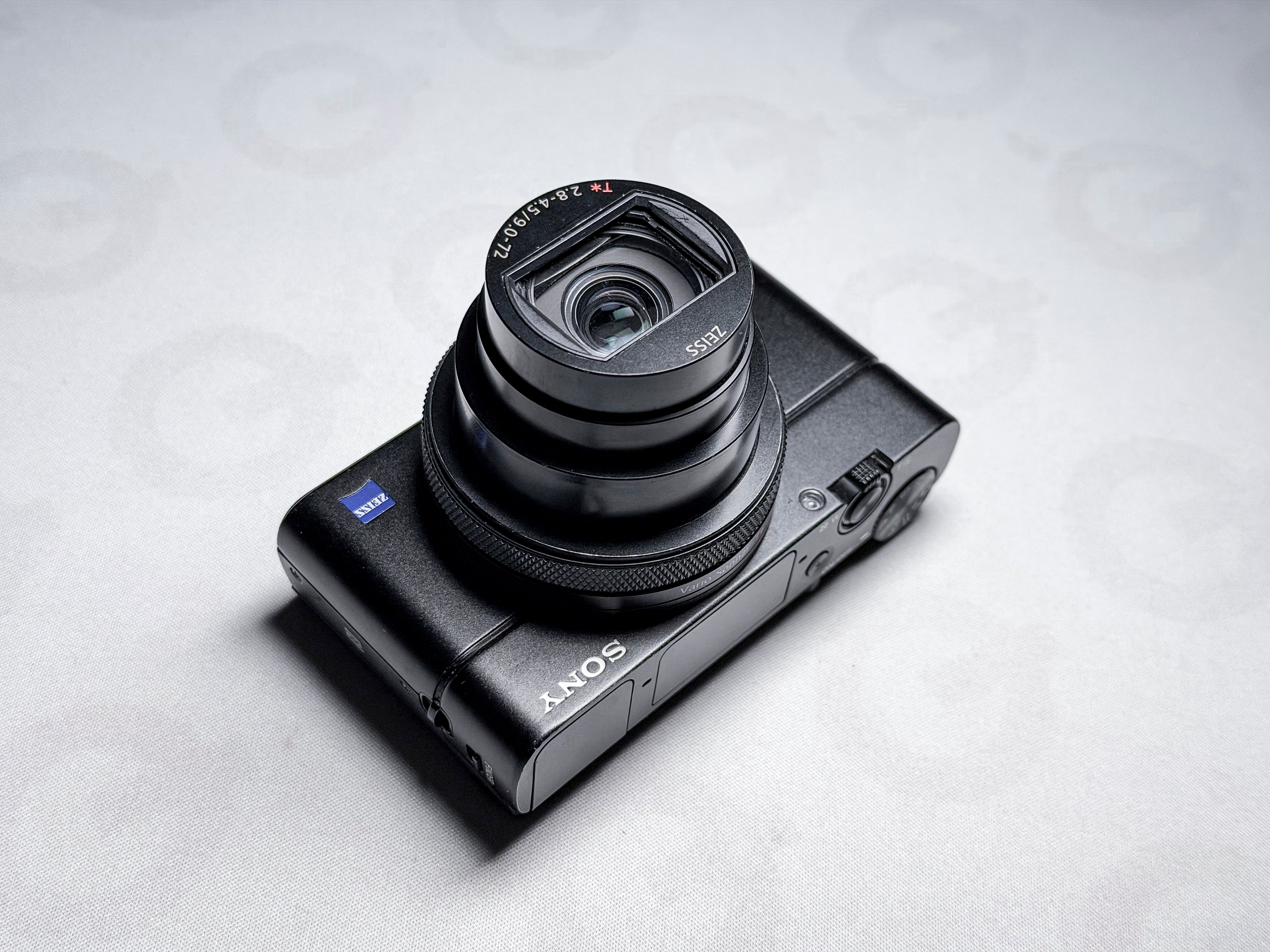 Sony RX100 VI Cyber-shot - Working, Flash Error