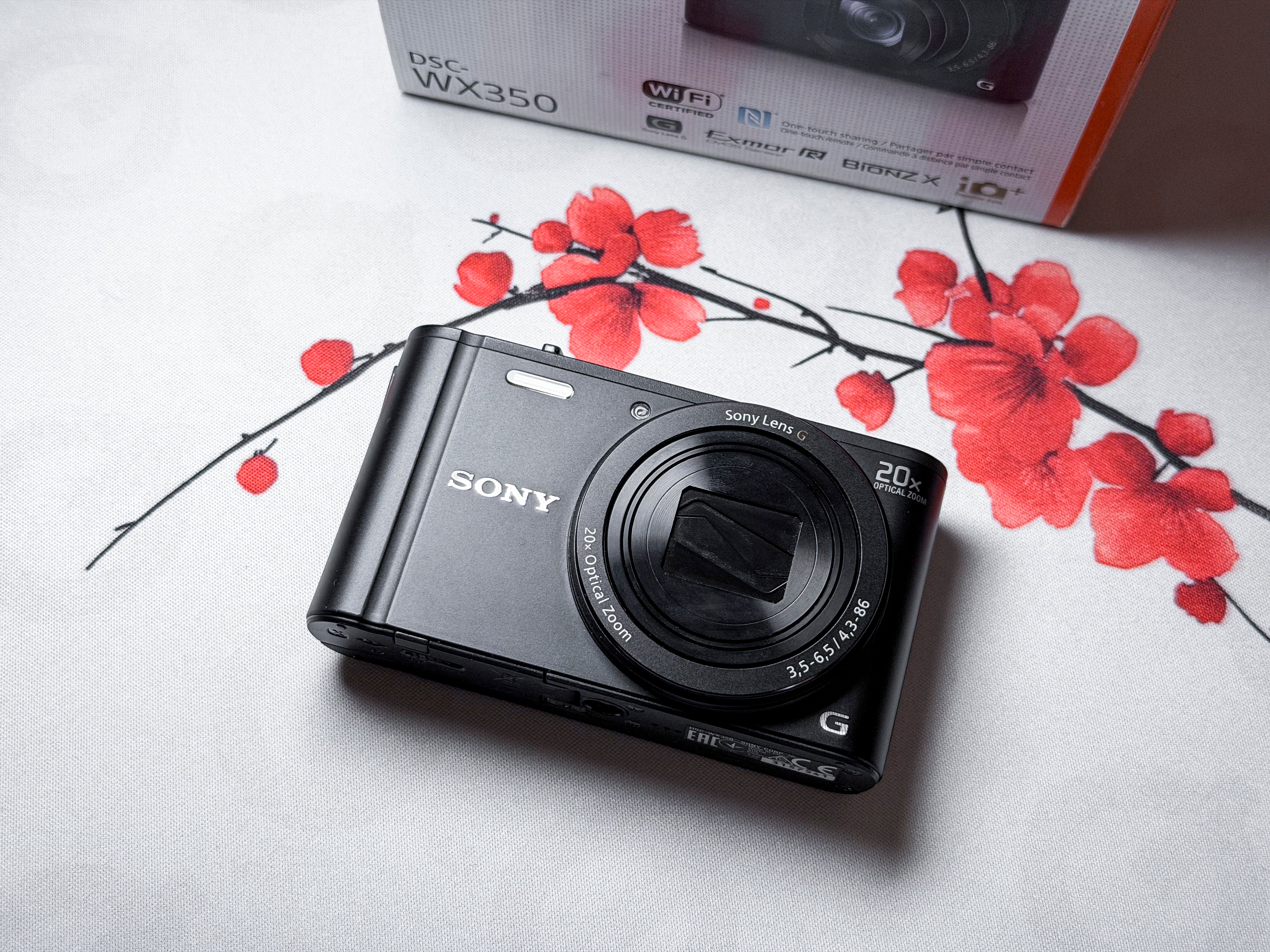 Sony WX350 Cyber-shot 20x Zoom - 1 Year Warranty Excellent DSC-WX350