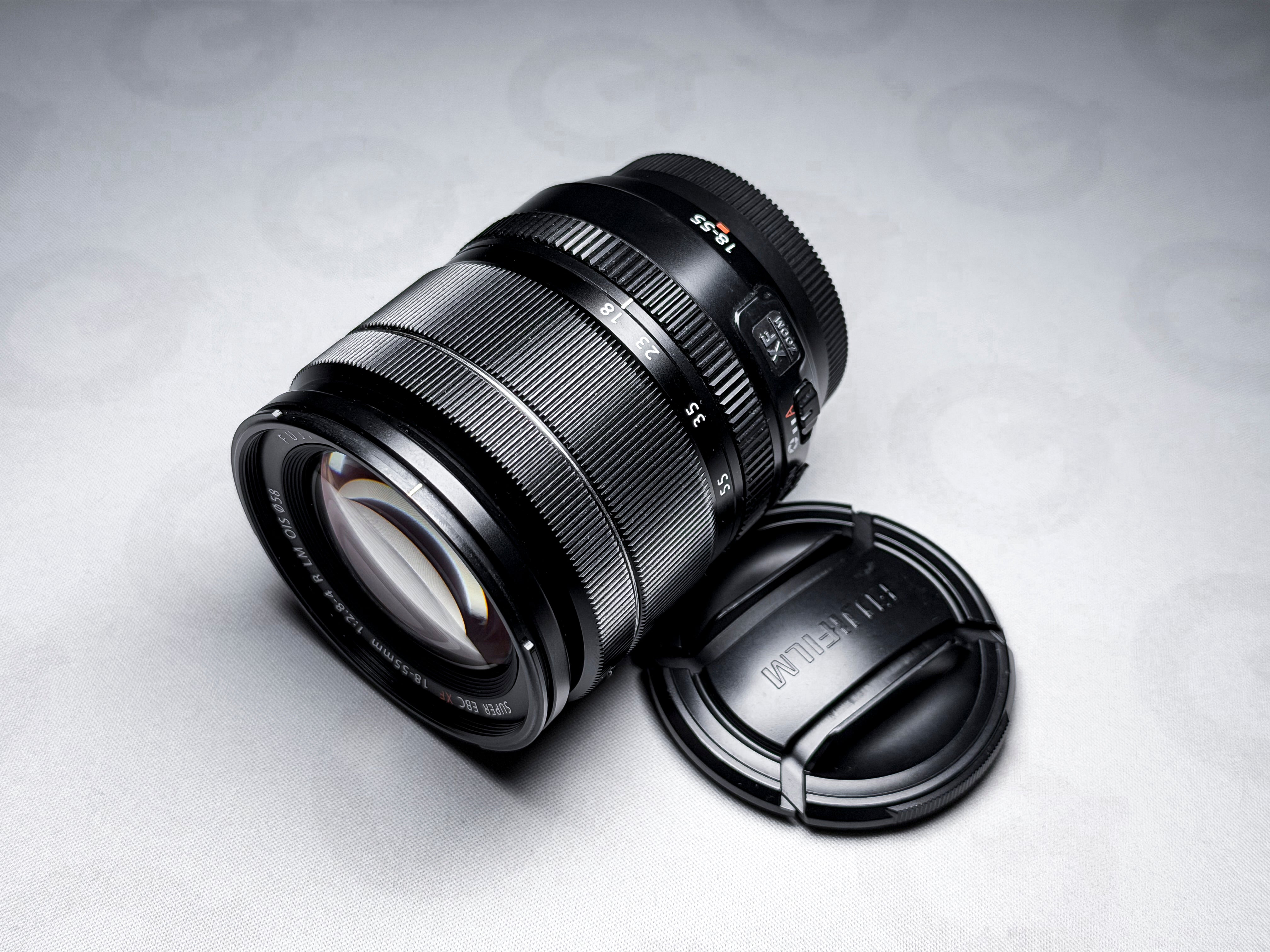 Fujifilm XF 18-55mm f/2.8-4 R OIS Lens - 1 Year Warranty, Near Mint, Fuji