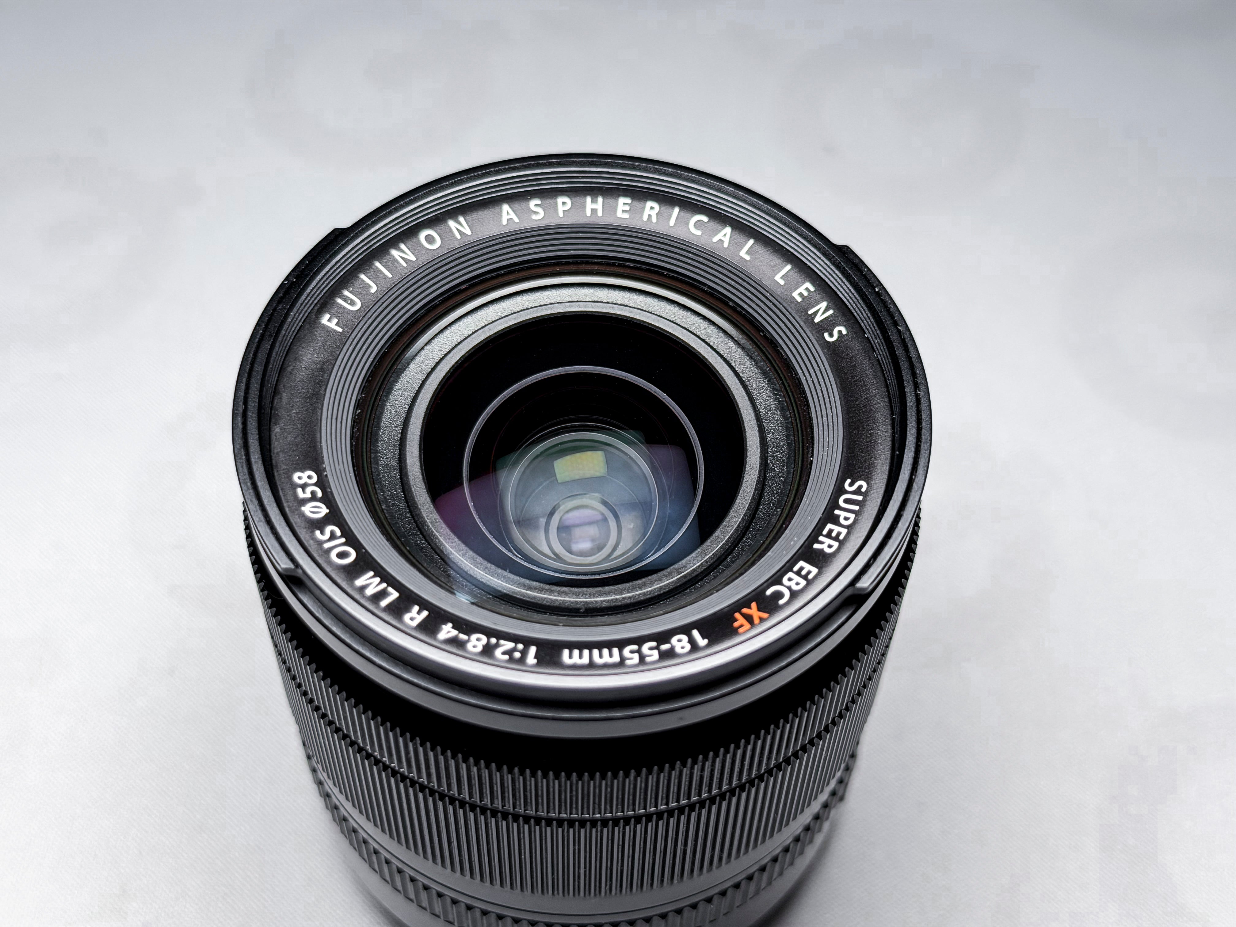 Fujifilm XF 18-55mm f/2.8-4 R OIS Lens - 1 Year Warranty, Near Mint, Fuji