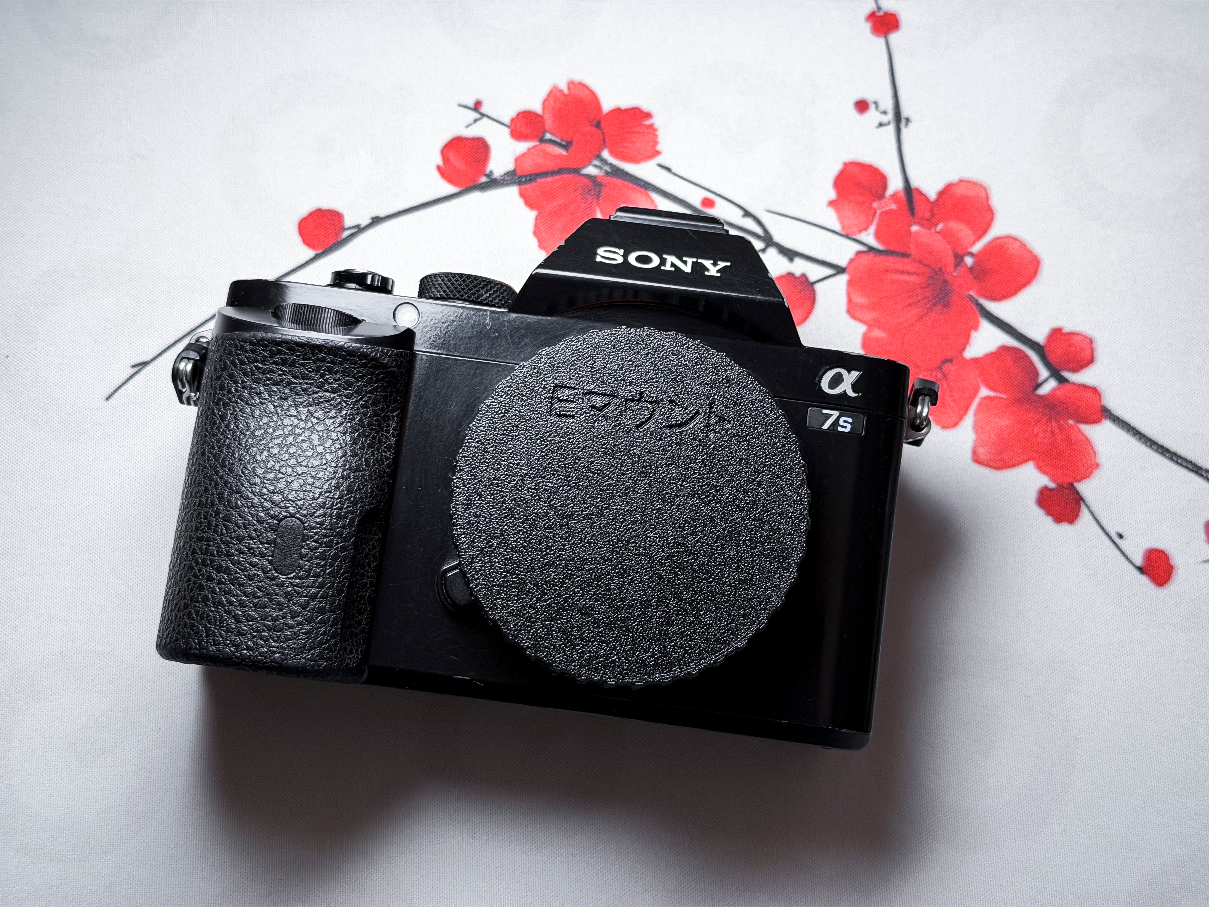 Sony A7s Mirrorless Camera Full Frame A7 - 1 Year Warranty, Perfectly working