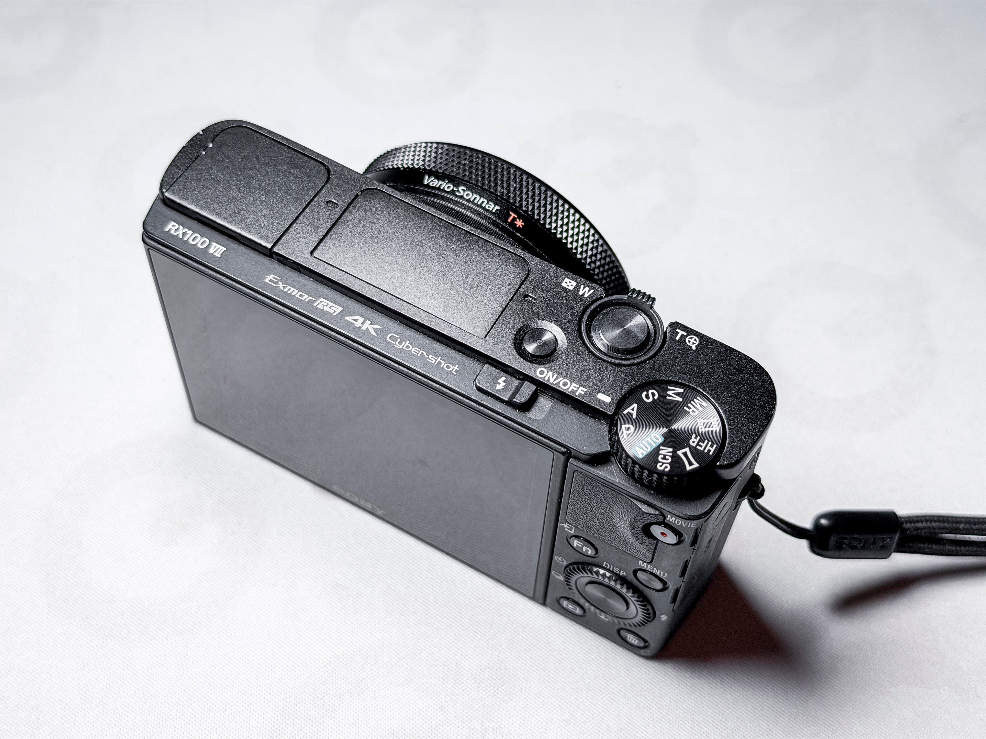 Sony RX100 VII 7 Cyber-shot - 1 Year Warranty, Mint with Box DSC-RX100 VII