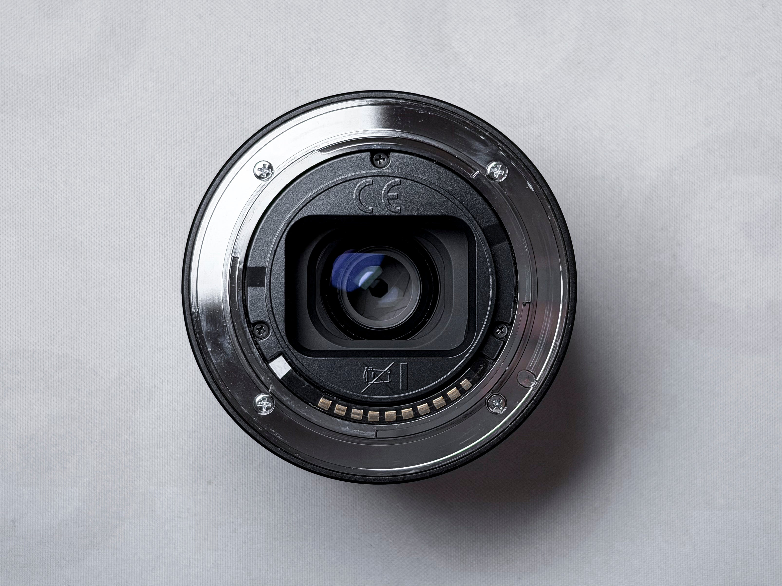 Sony Zeiss Sonnar 35mm f/2.8 FE ZA Lens for Mirrorless - 1 Year Warranty, Exc.