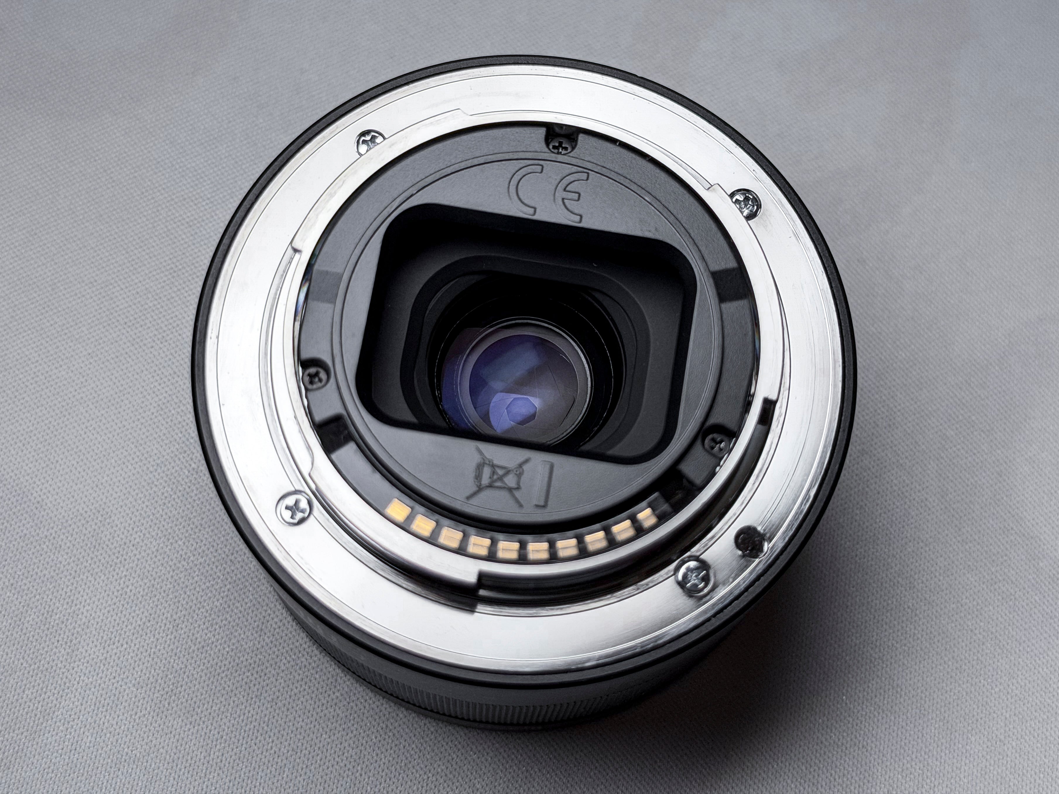 Sony Zeiss Sonnar 35mm f/2.8 FE ZA Lens for Mirrorless - 1 Year Warranty, Exc.