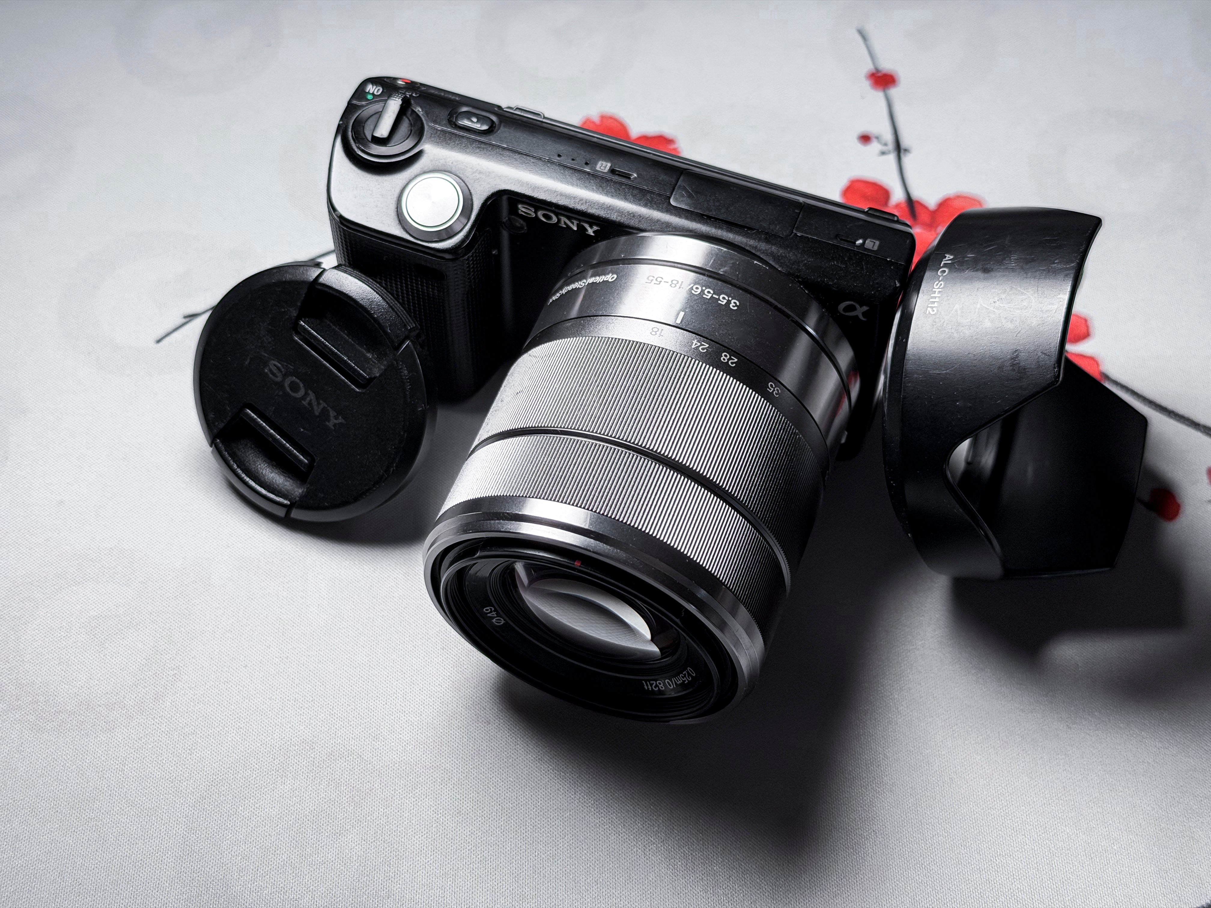 Sony Nex 5 Kit Mirrorless Alpha E-Mount - 1 Year Warranty, Perfectly Working