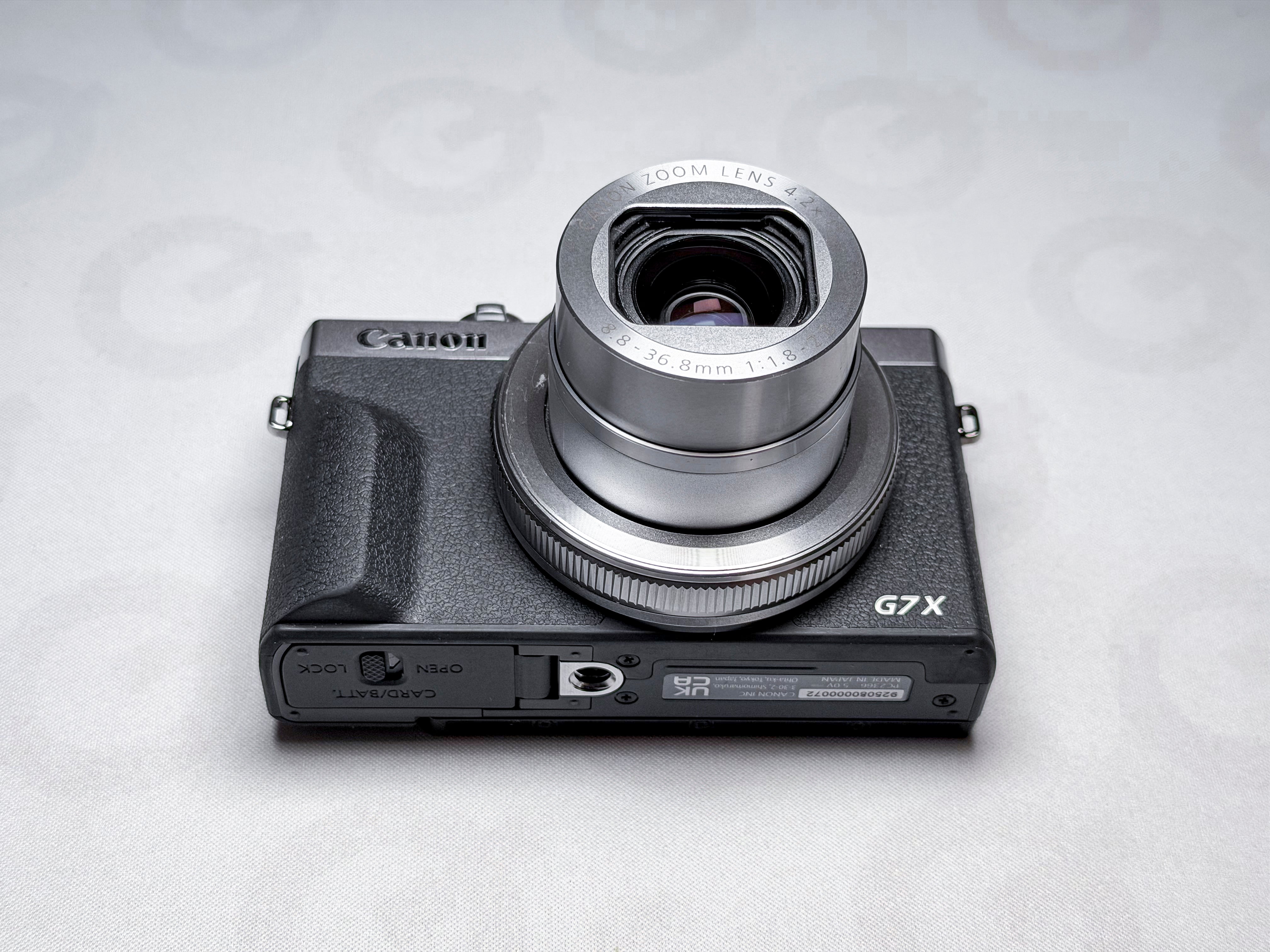 Canon G7X Mark iii 3 Powershot  Compact Camera - 1 Year Warranty, Excellent G7 X