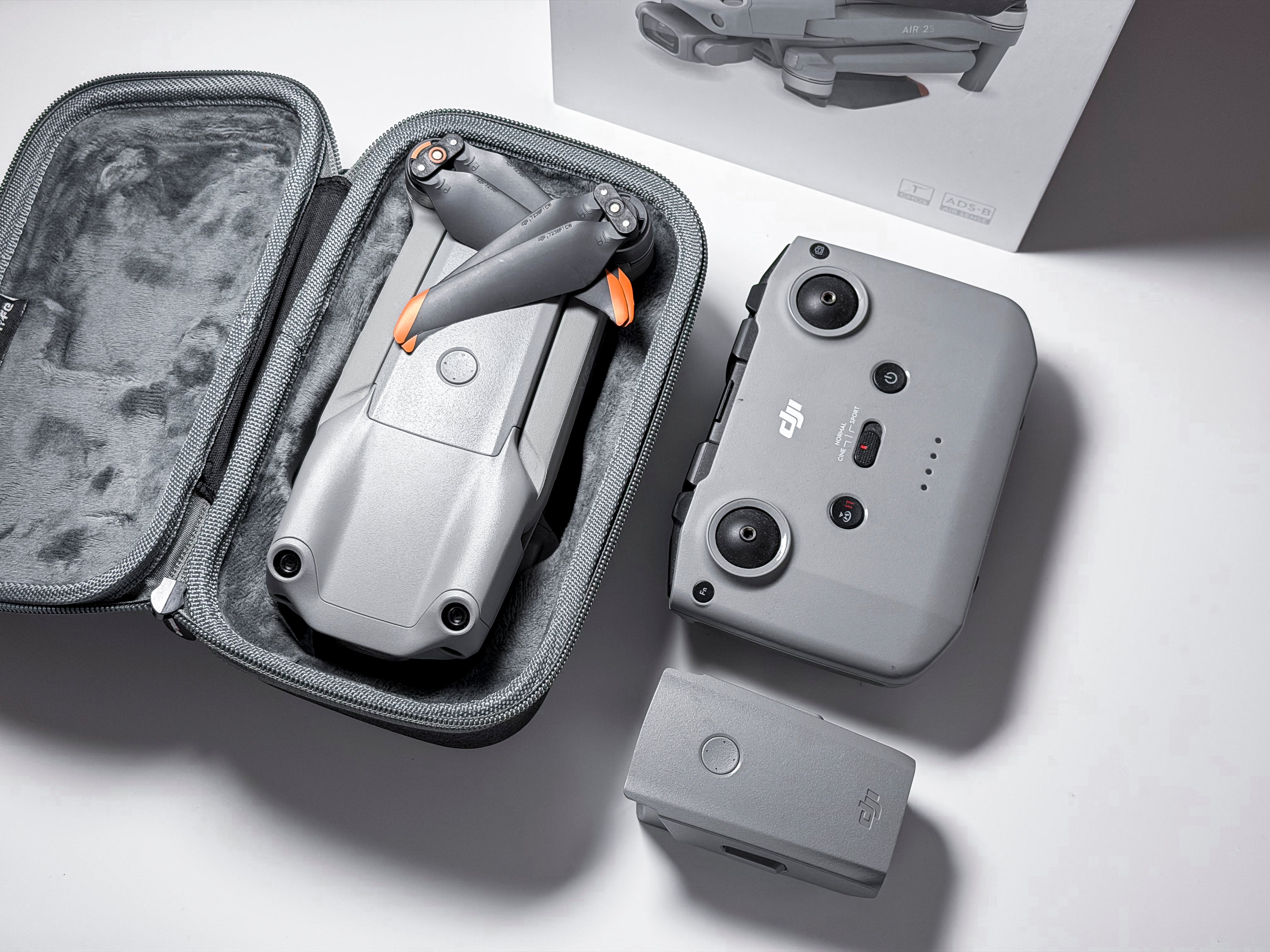 DJI Mavic Air 2S Drone Quadcopter 1" Sensor + ND - 1 Year Warranty, Excellent