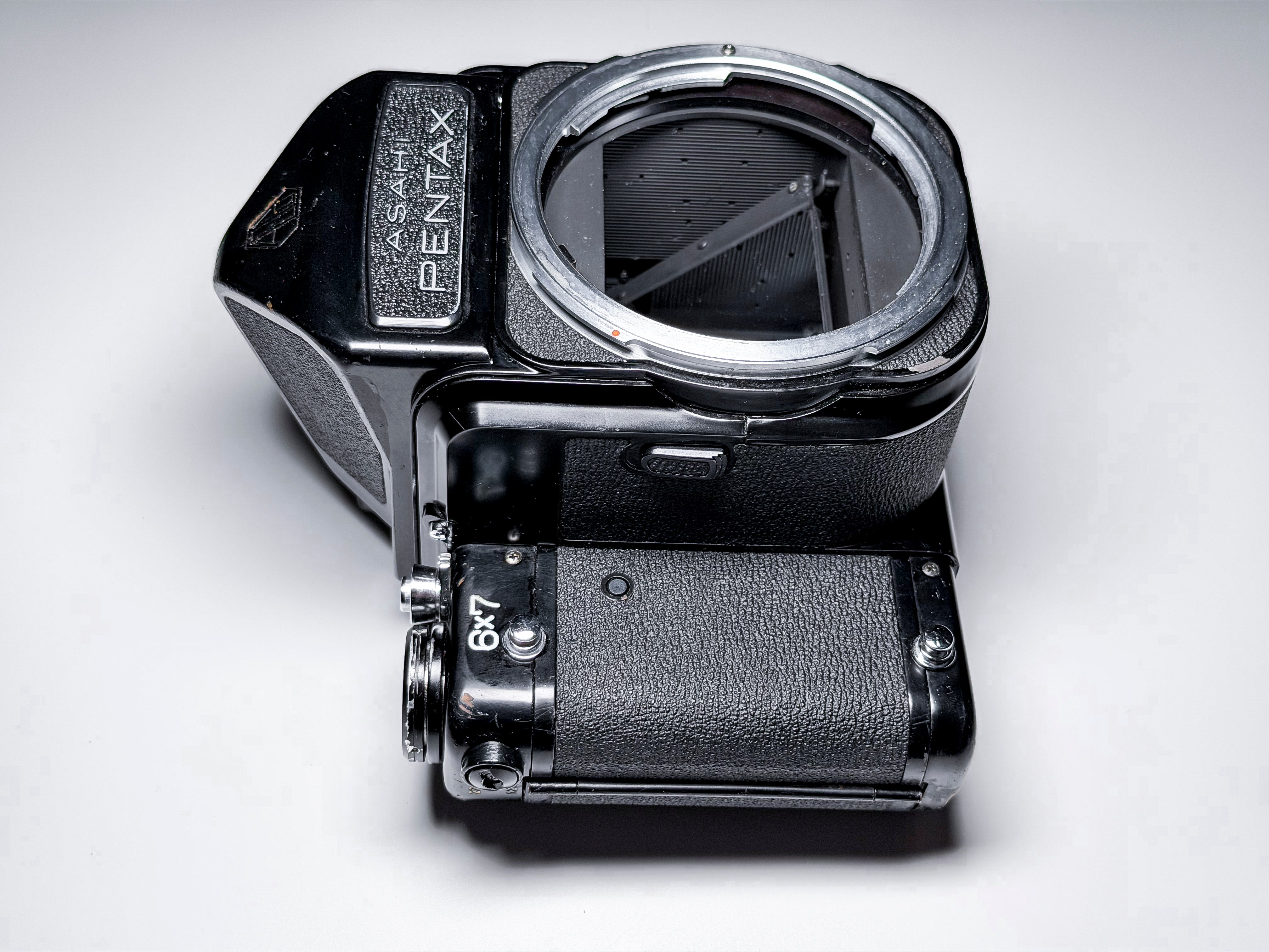 Pentax 67 MLU + 105mm f/2.4 120 Film SLR + Rare Case - Perfectly Working 6x7