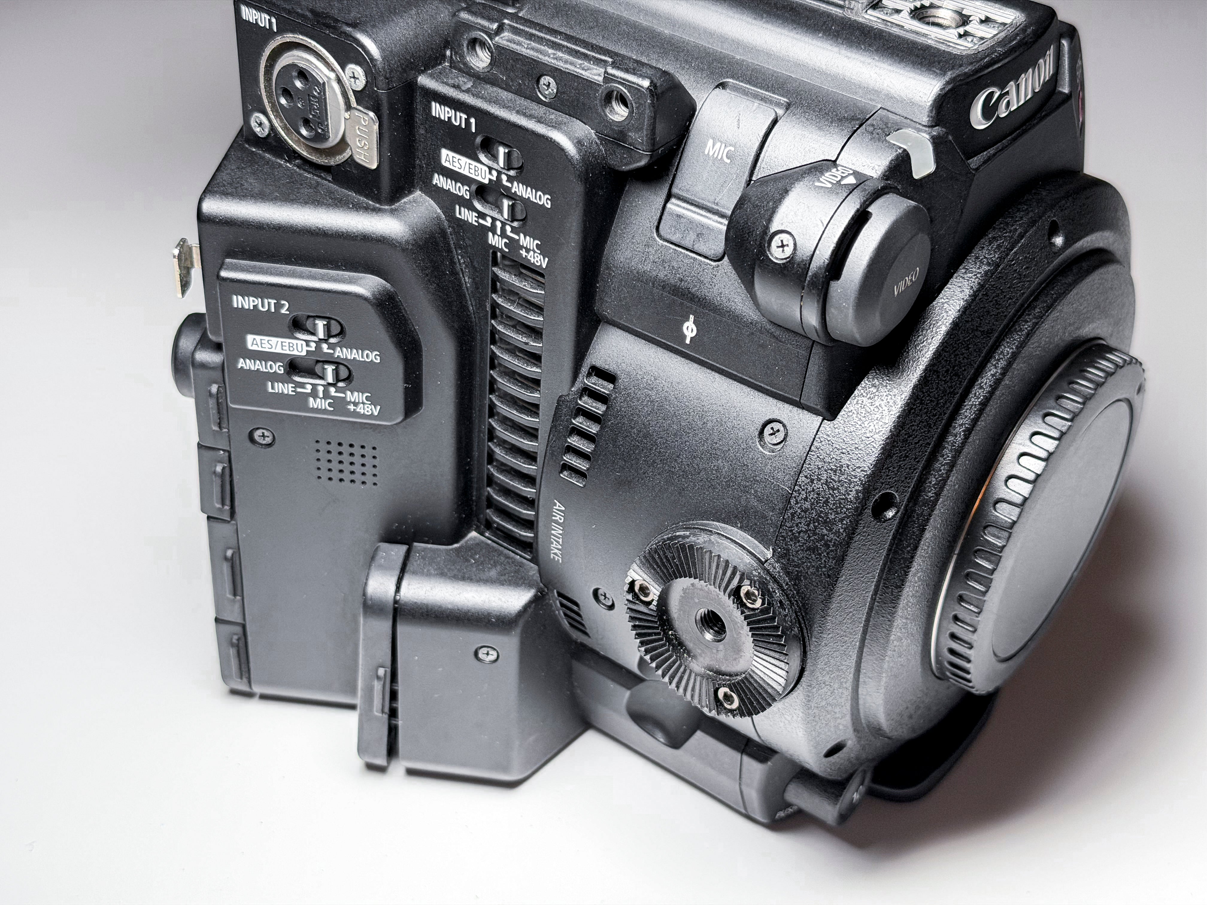 Canon EOS C200 Super 35 4K Cinema Camera - 1 Year Warranty, Perfectly Working