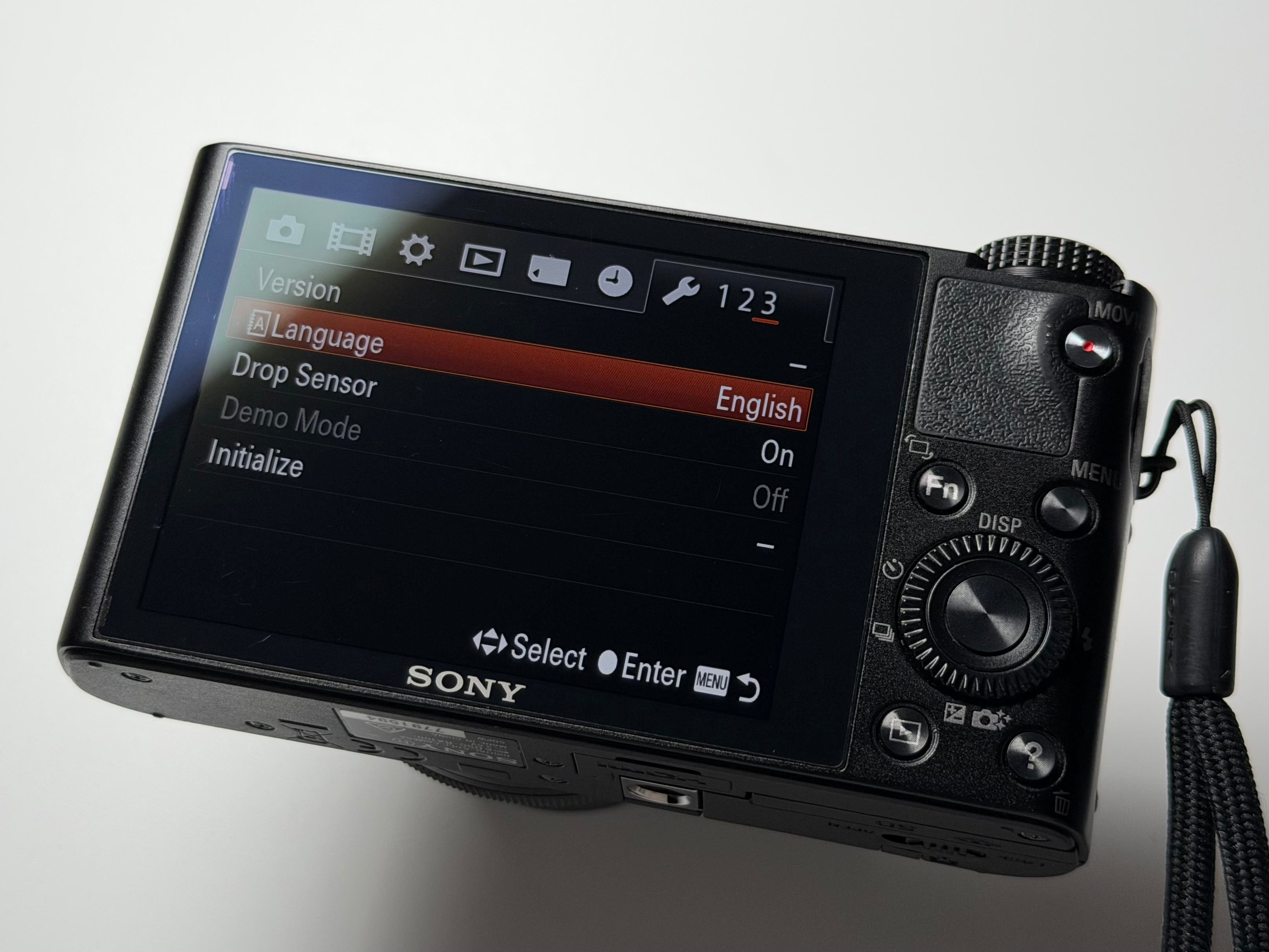 Sony RX100 Cyber-shot Digital Camera 20.2 Mpx - 1 Year Warranty RX 100 RX-100