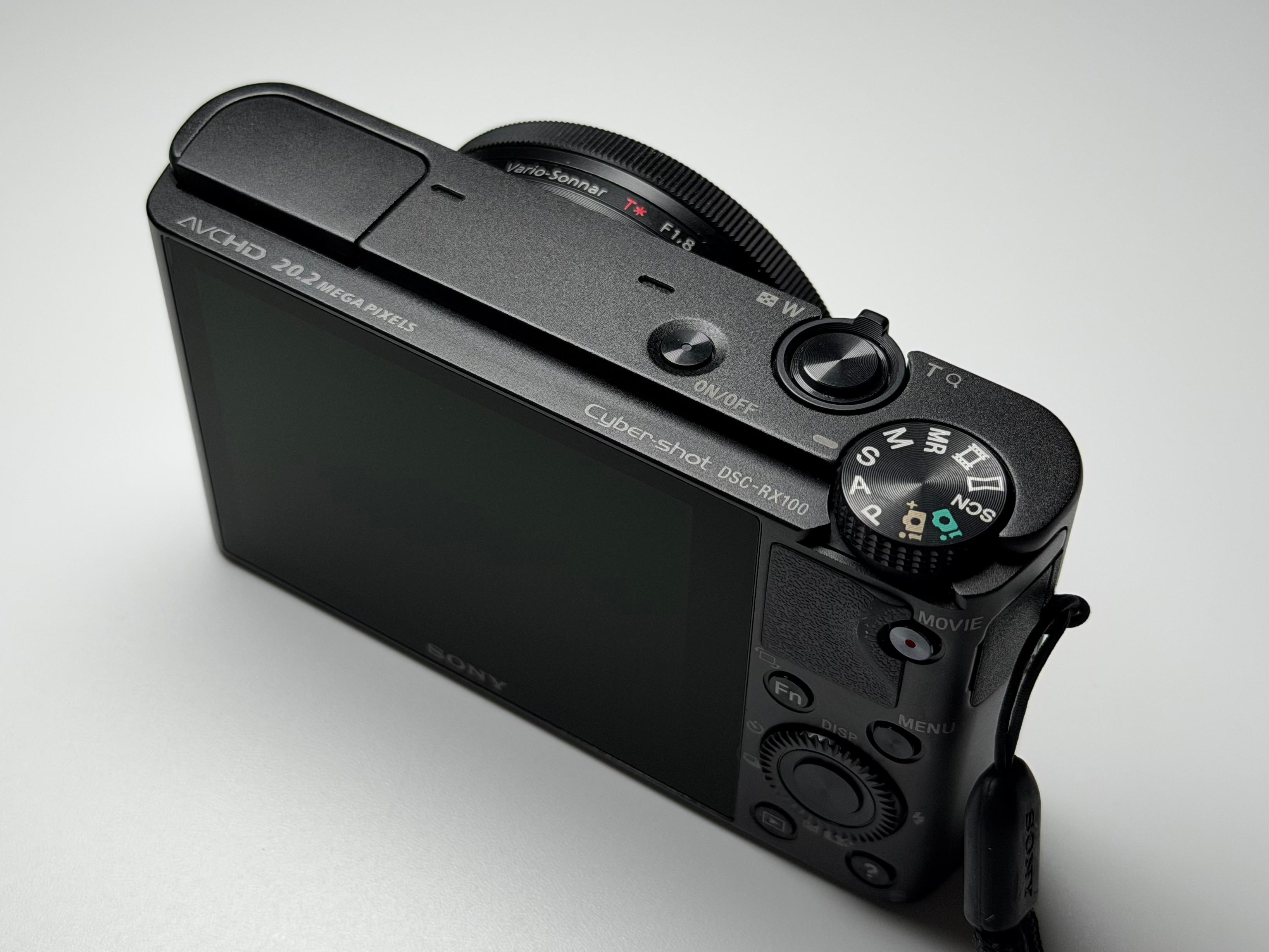 Sony RX100 Cyber-shot Digital Camera 20.2 Mpx - 1 Year Warranty RX 100 RX-100