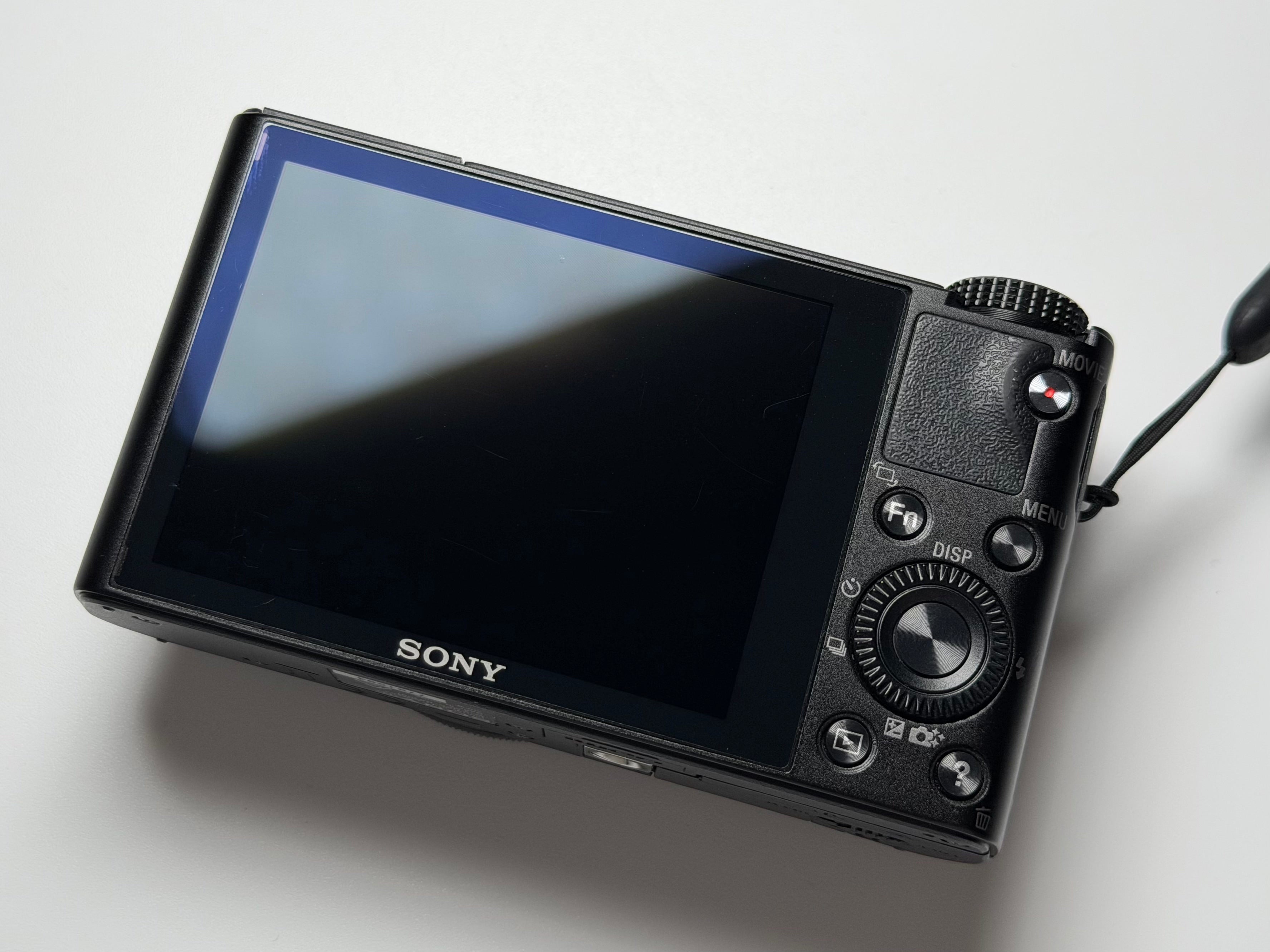 Sony RX100 Cyber-shot Digital Camera 20.2 Mpx - 1 Year Warranty RX 100 RX-100