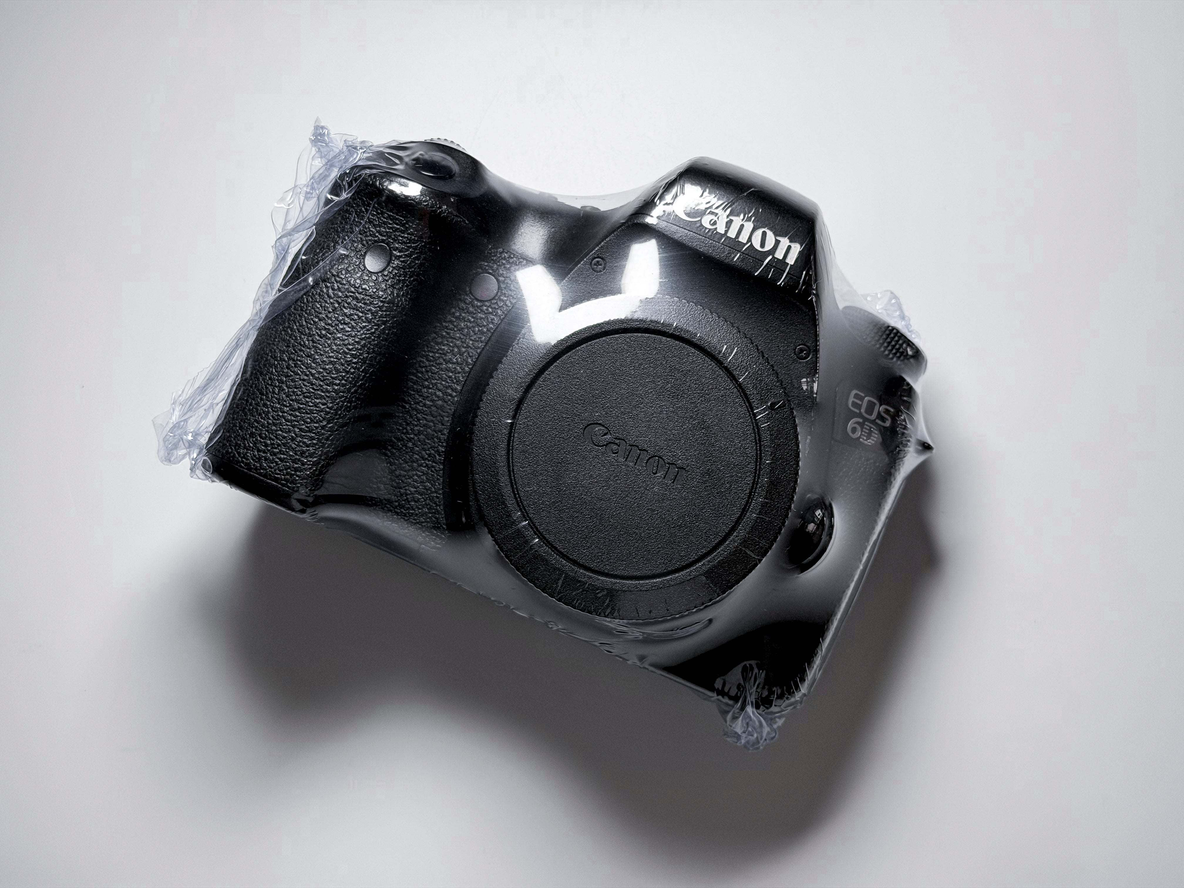 Canon 6D Full Frame DSLR EF Mount Body - 1 Year Warranty, Excellent