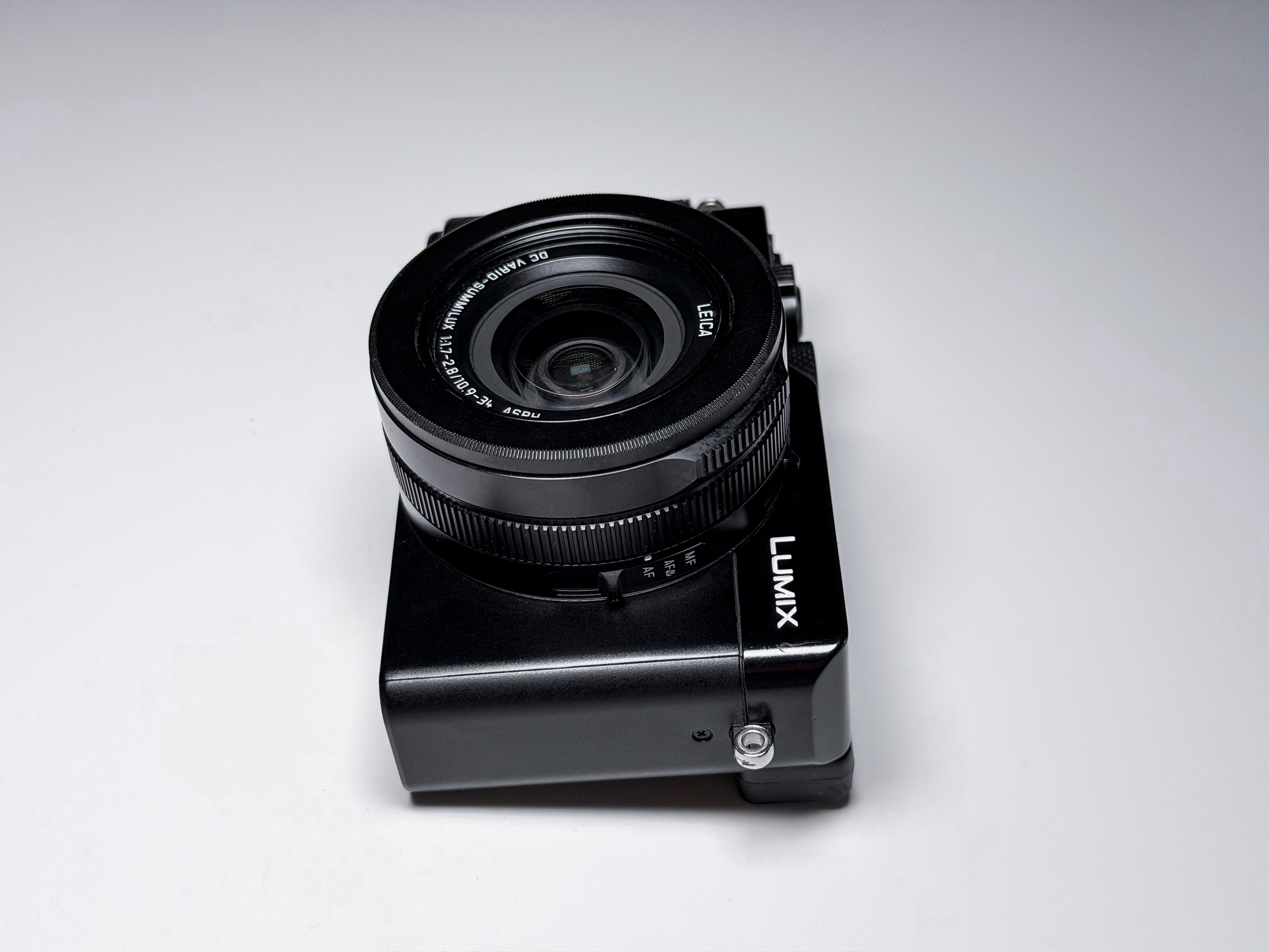 Panasonic Lumix LX100 II Leica Lens MFT Sensor 4K - 1 Year Warranty