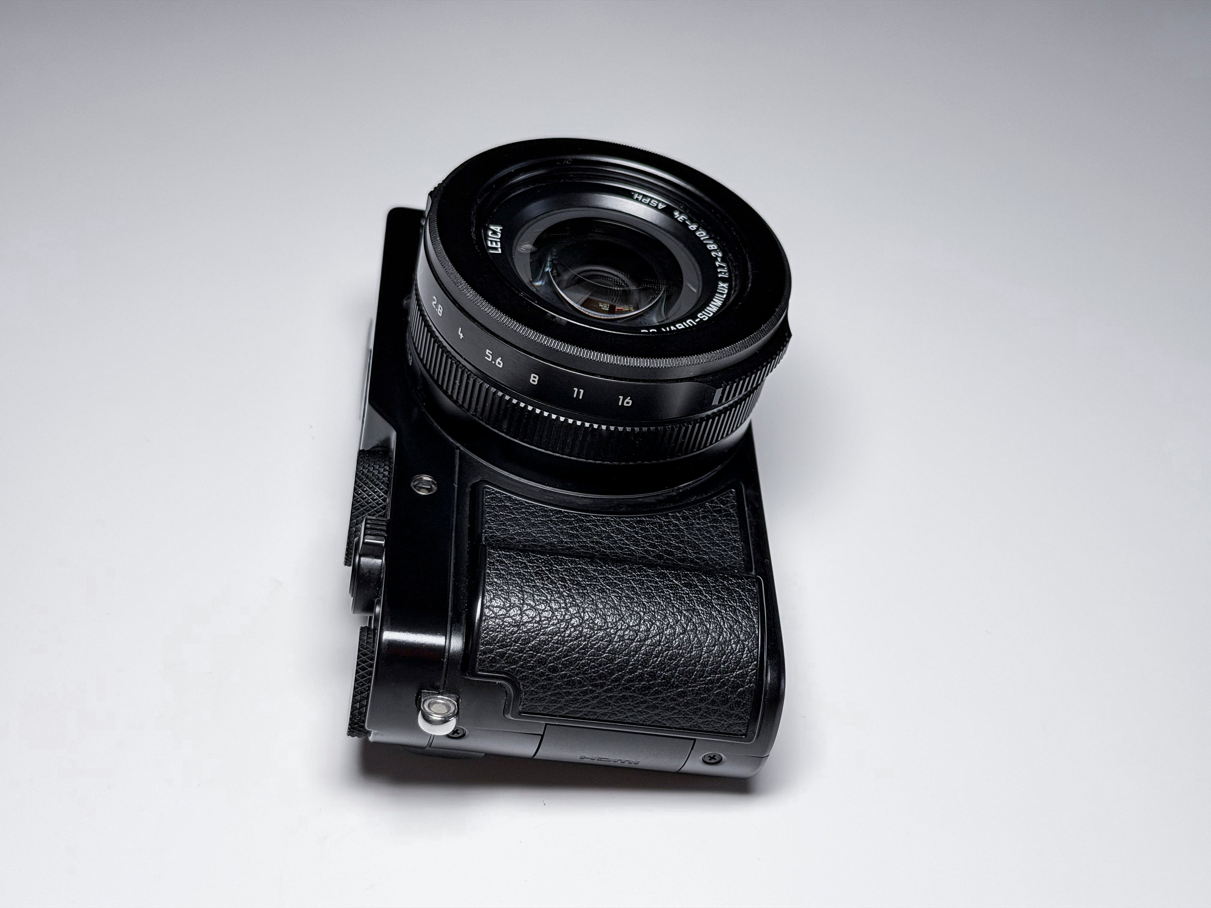 Panasonic Lumix LX100 II Leica Lens MFT Sensor 4K - 1 Year Warranty