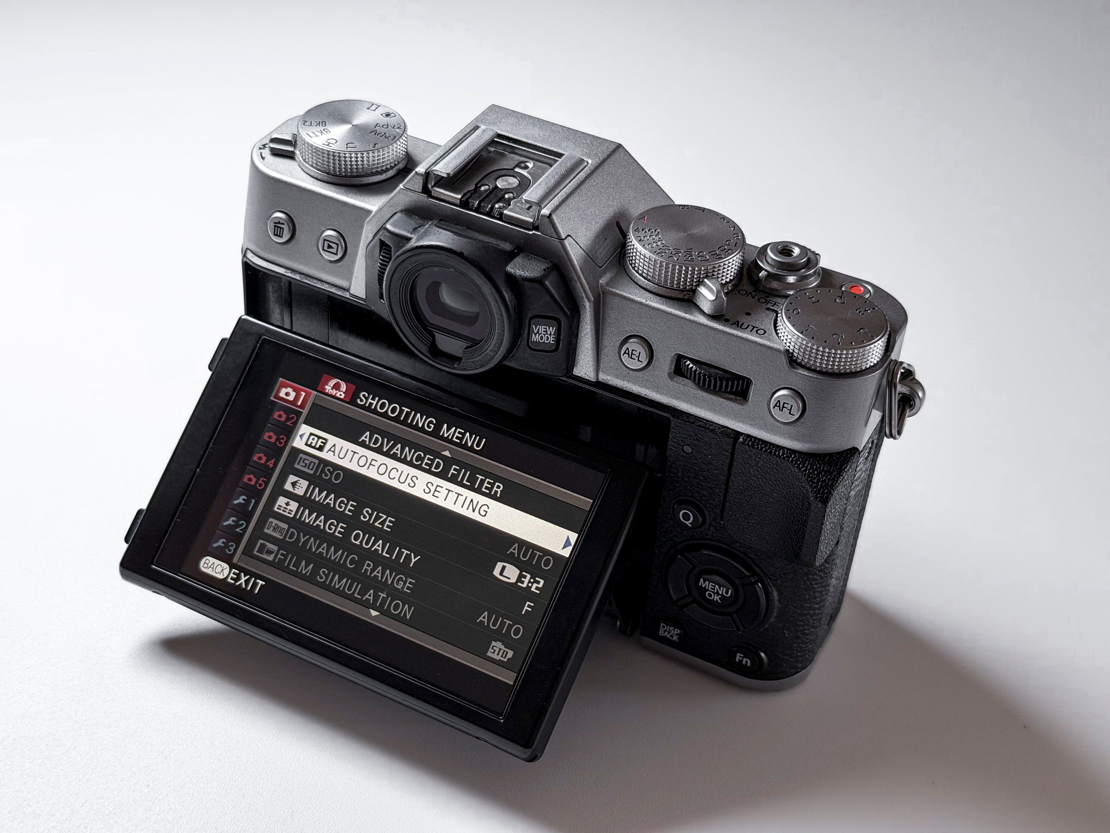 Fujifilm X-T10 Mirrorless APS-C Body Fuji XT10 - 1 Year Warranty, Excellent