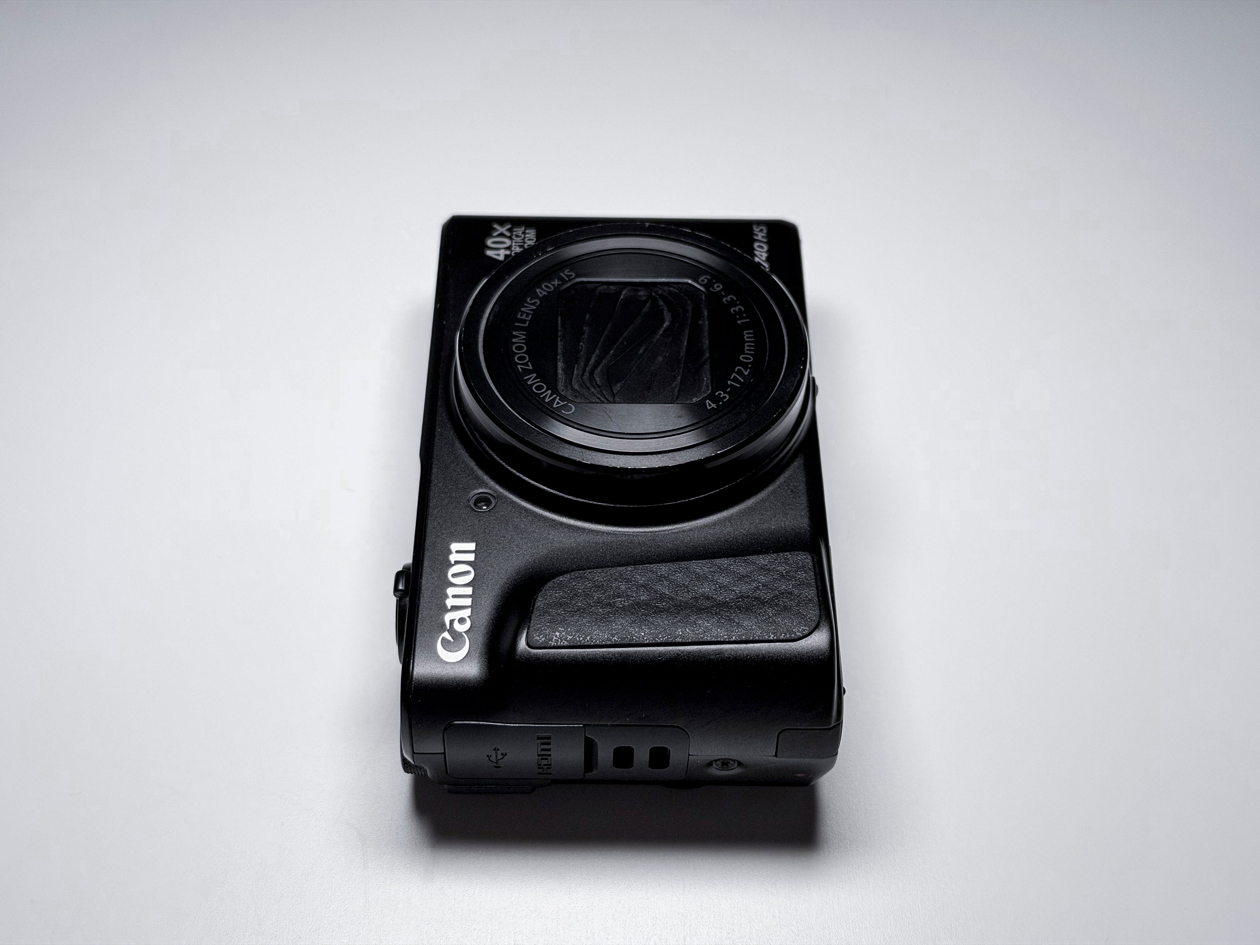 Canon SX740 HS Powershot 40x Zoom - Near Mint, 1 Year Warranty SX 740 With Box