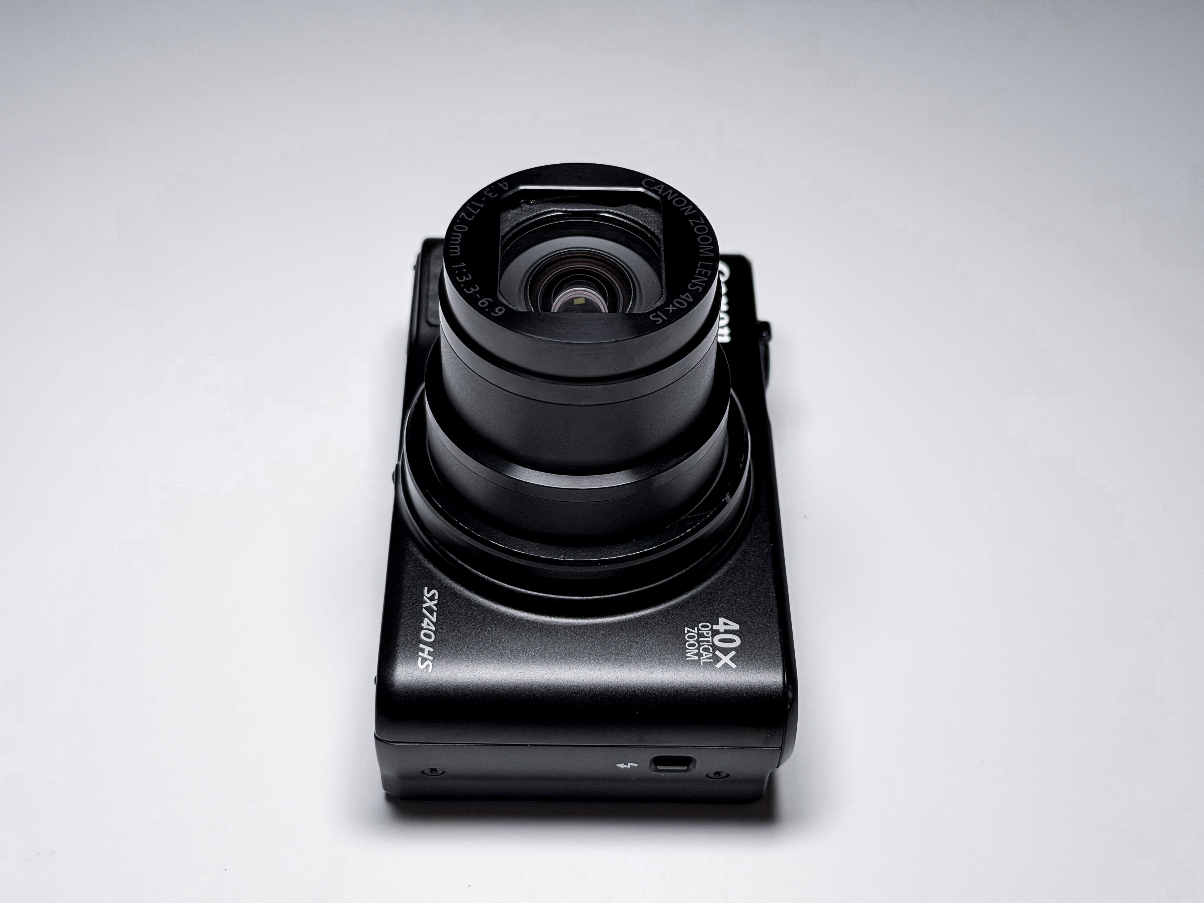 Canon SX740 HS Powershot 40x Zoom - Near Mint, 1 Year Warranty SX 740 With Box