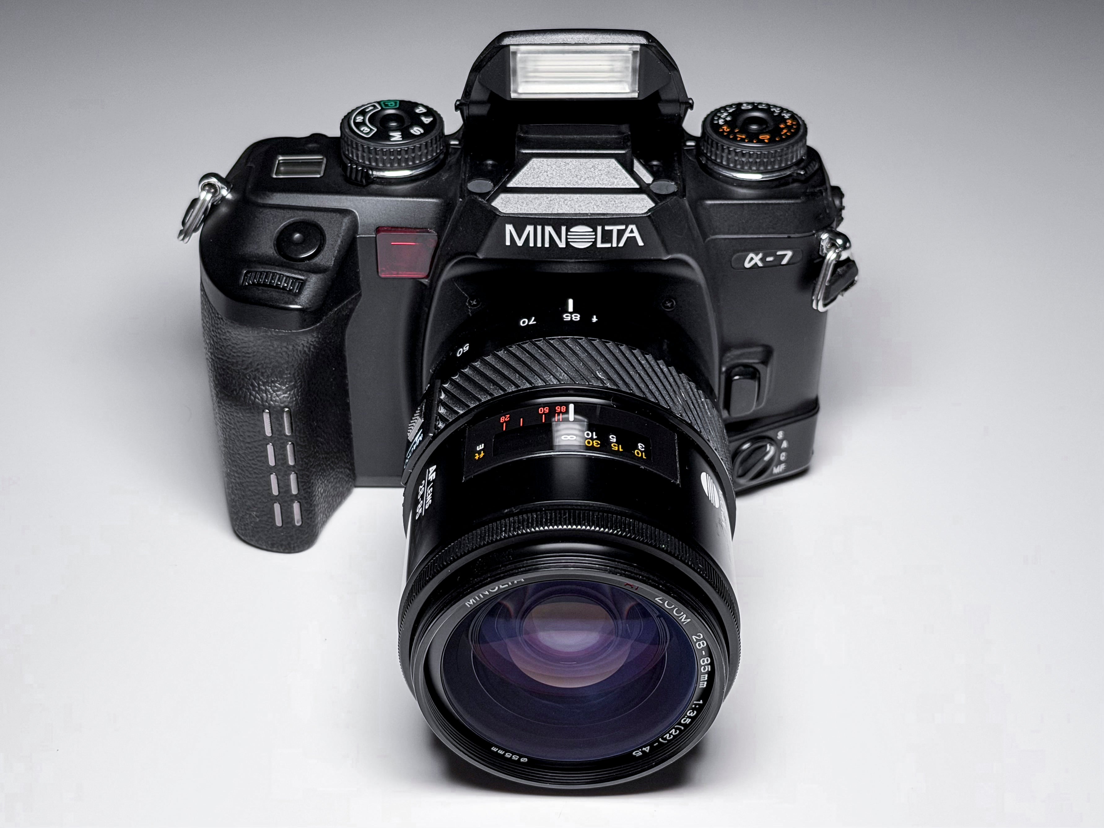 Minolta Alpha-7 Dinax 7 Maxxum + 28-85mm - Excellent, Perfectly Working