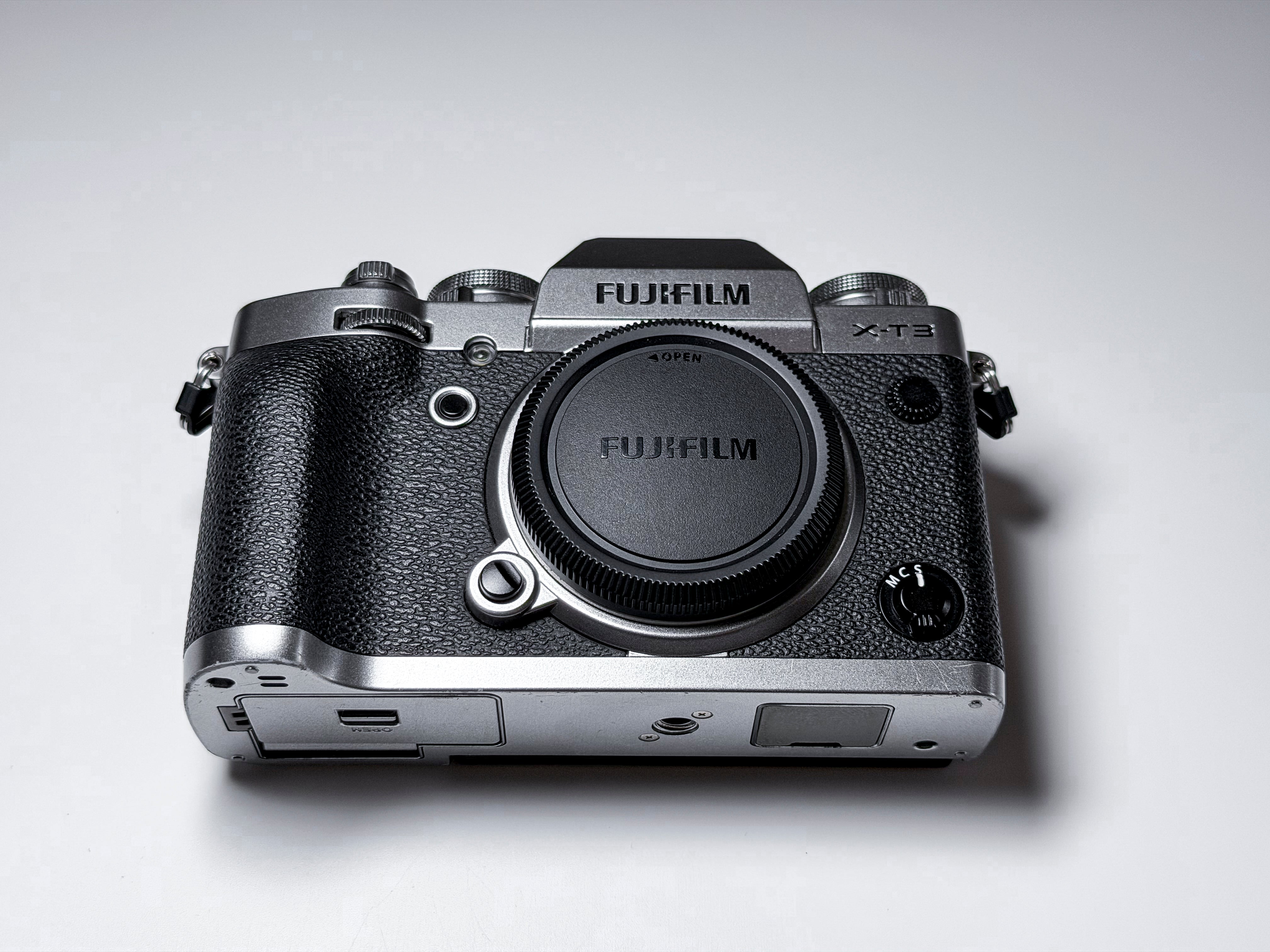 Fujifilm X-T3 Mirrorless Body Fuji XT3 26 Mpx X-Trans - Read Descripti