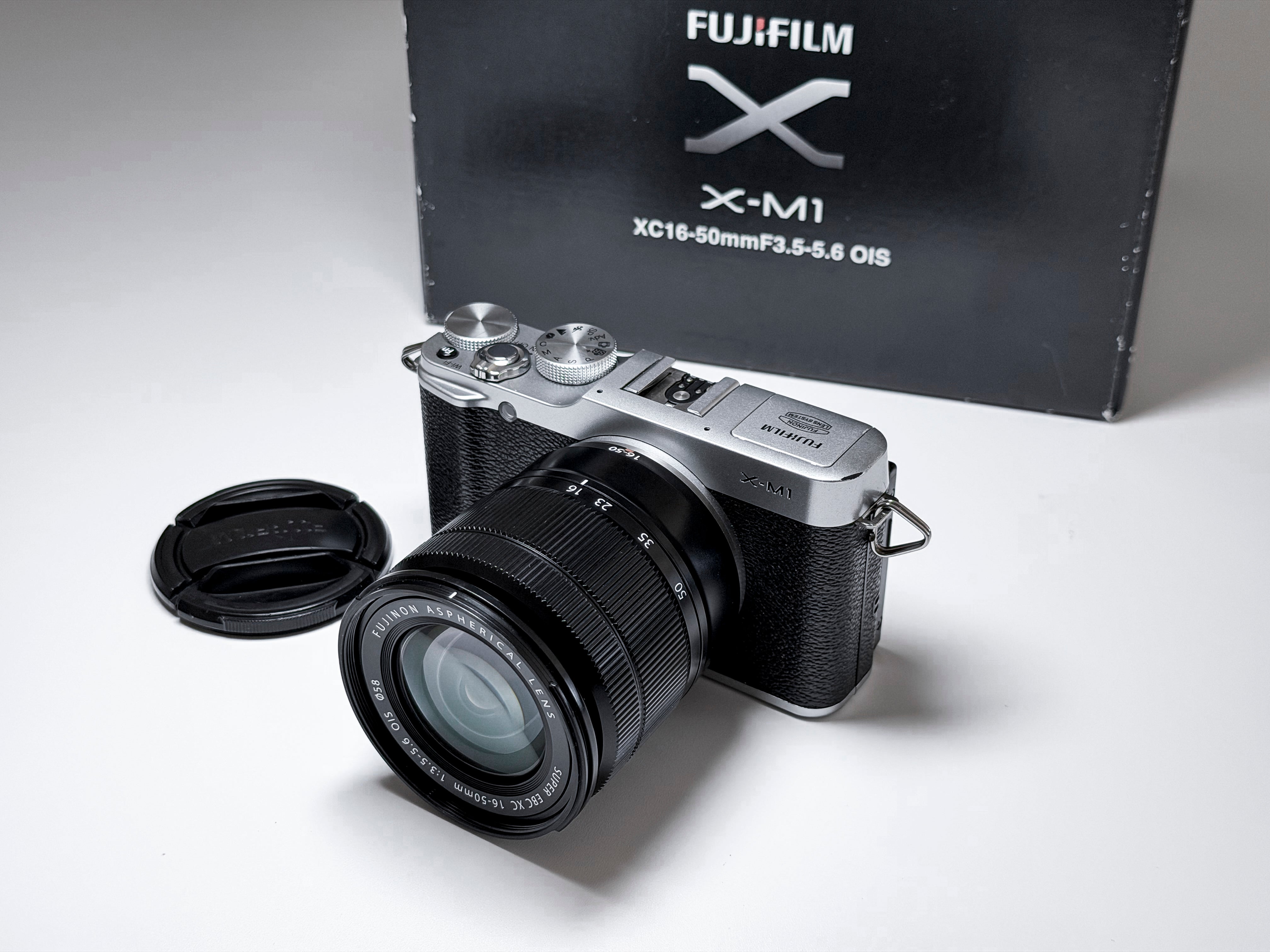 Fujifilm X-M1 + 16-50mm OIS Mirrorless APS-C Fuji - 1 Year Warranty, Excellent
