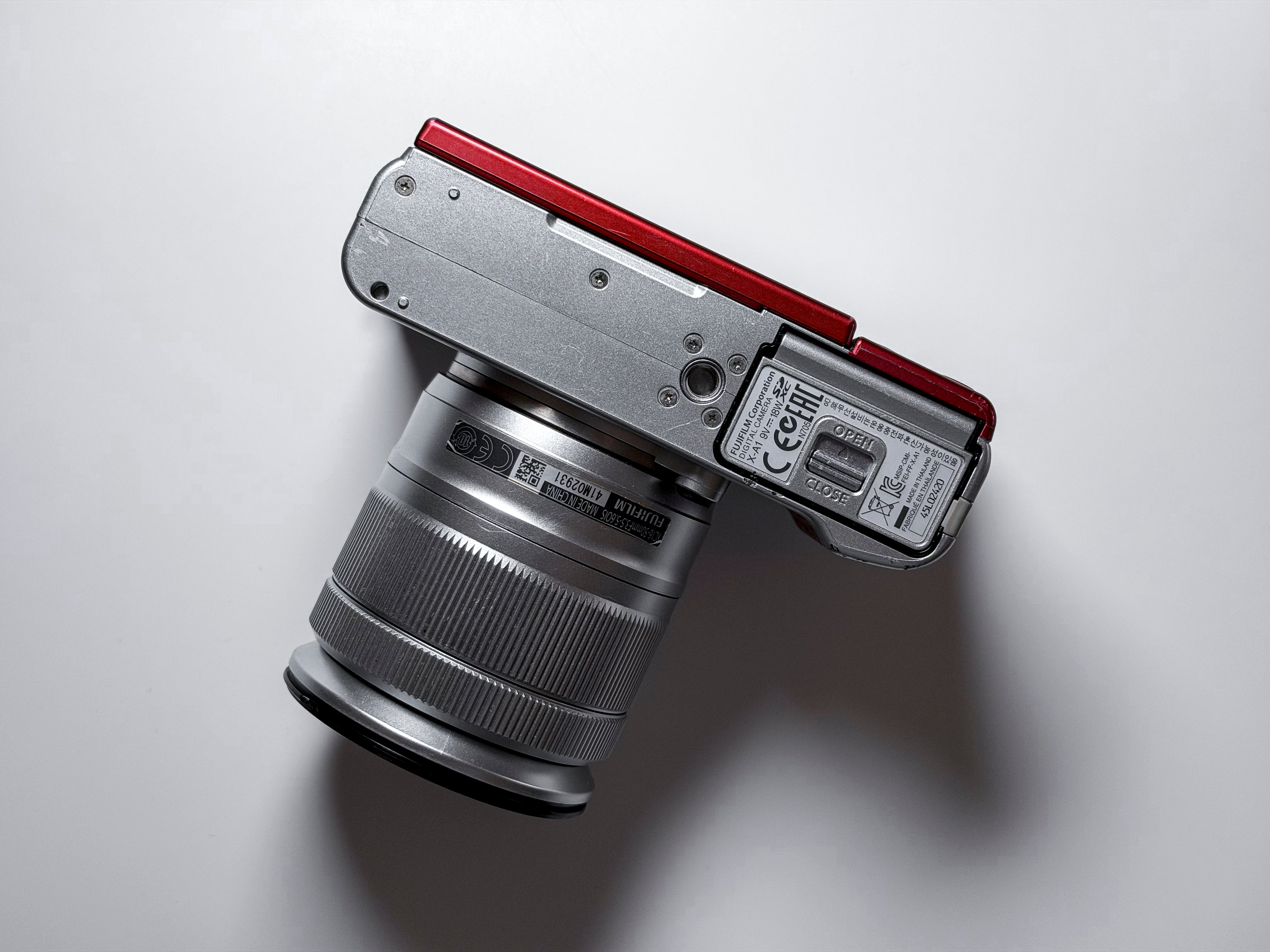 Fujifilm X-A1 + 16-50mm OIS Kit APS-C Fuji XA3 - 1 Year Warranty, Excellent