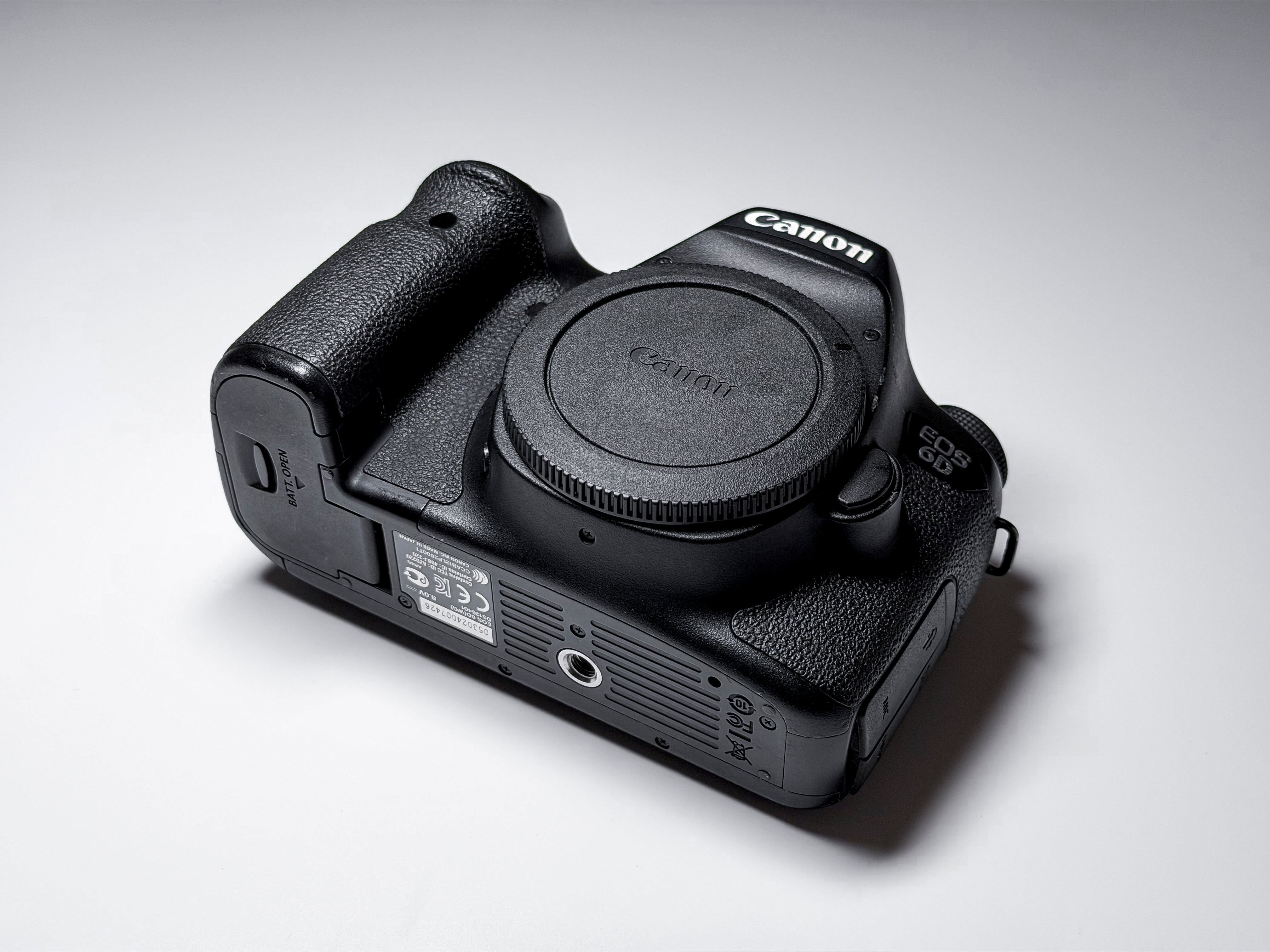 Canon 6D Full Frame DSLR EF Mount Body - 1 Year Warranty, Excellent