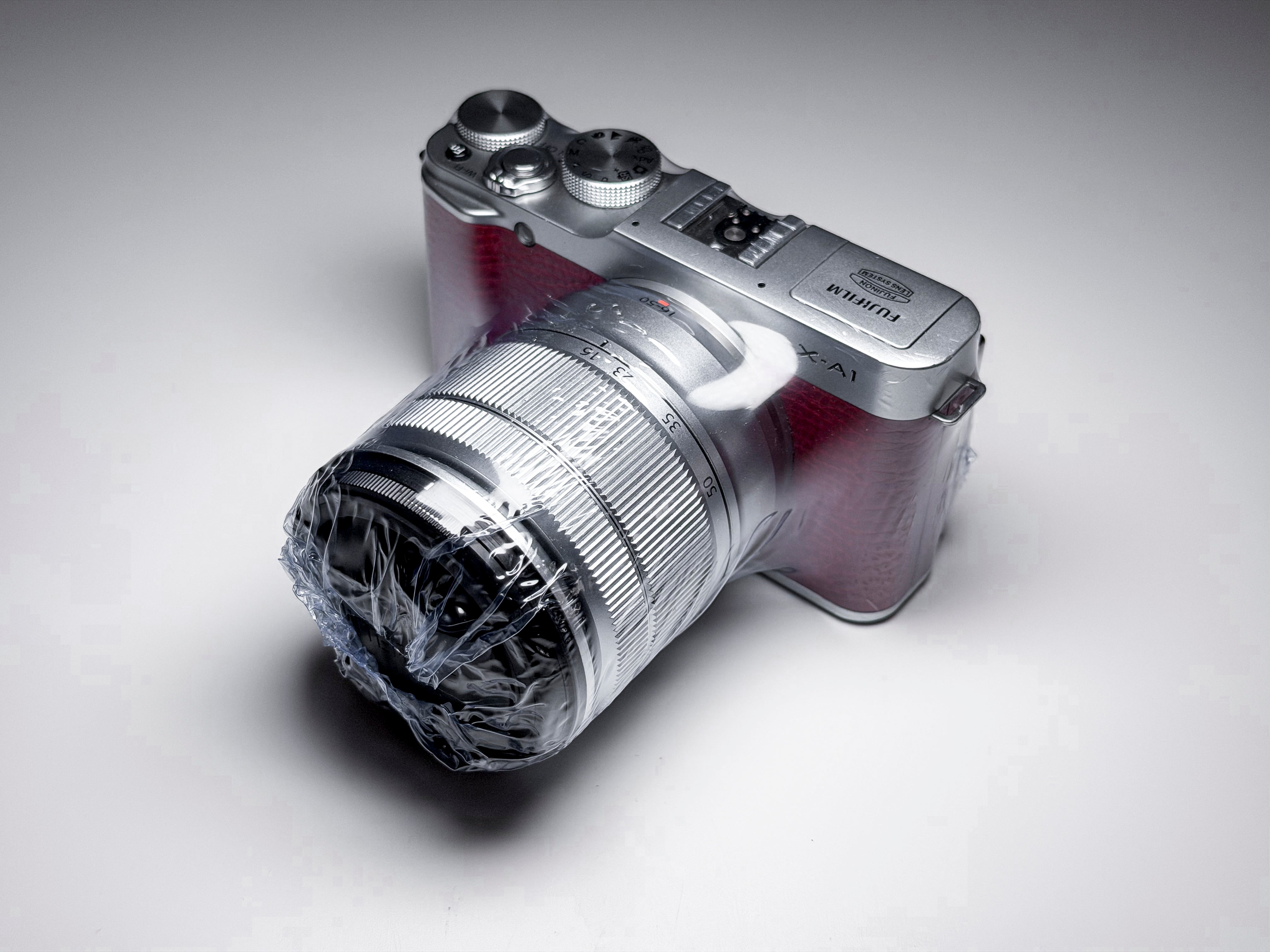 Fujifilm X-A1 + 16-50mm OIS Kit APS-C Fuji XA3 - 1 Year Warranty, Excellent