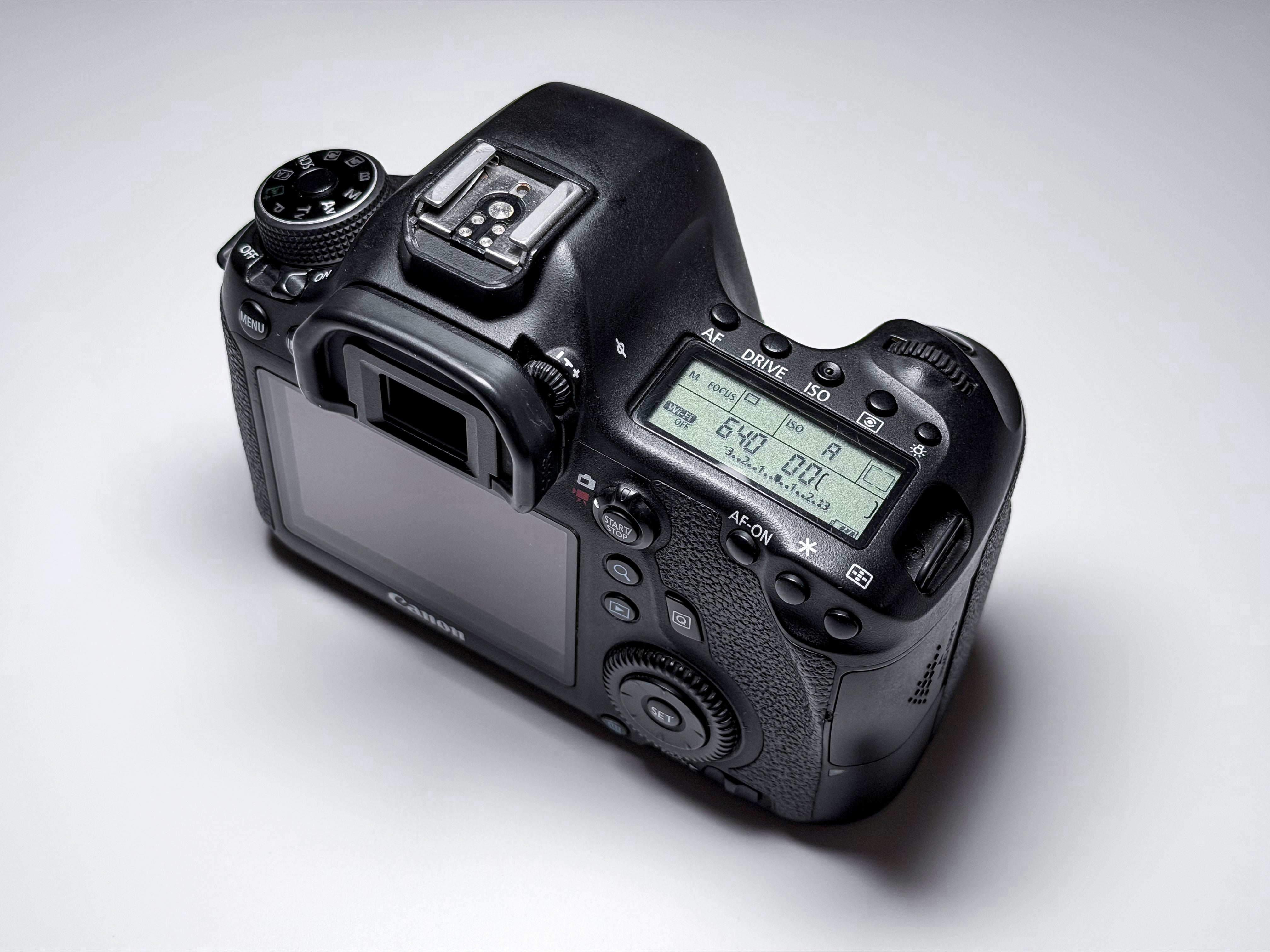 Canon 6D Full Frame DSLR EF Mount Body - 1 Year Warranty, Excellent