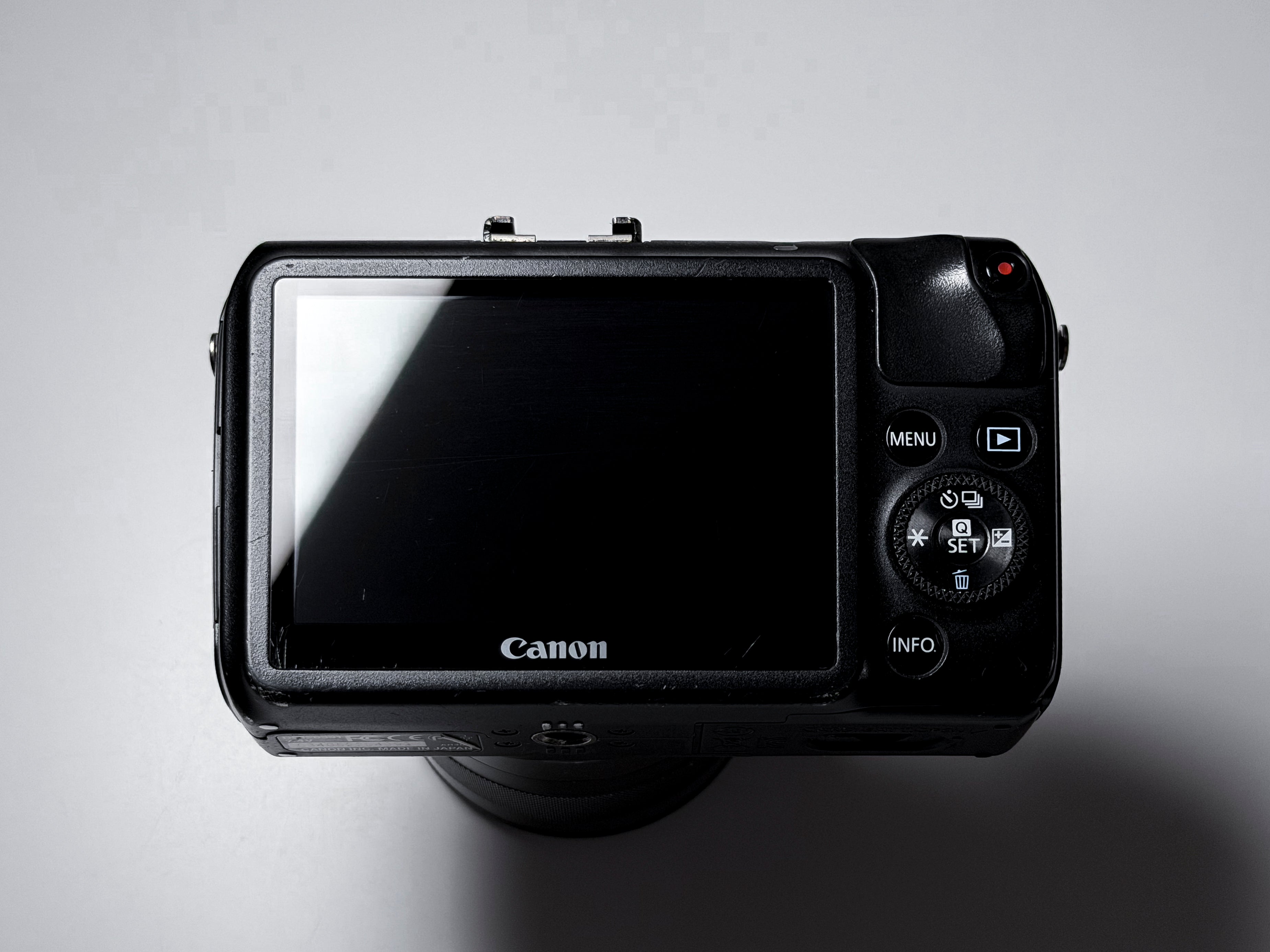 Canon EOS M + 18-55mm Kit - 1 Year Warranty, Magic Lantern 4K RAW Compatible